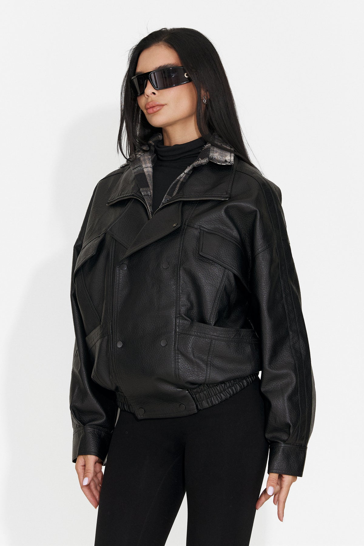 Veste Décontractée Noire pour Femmes de Nadyesia Bogas