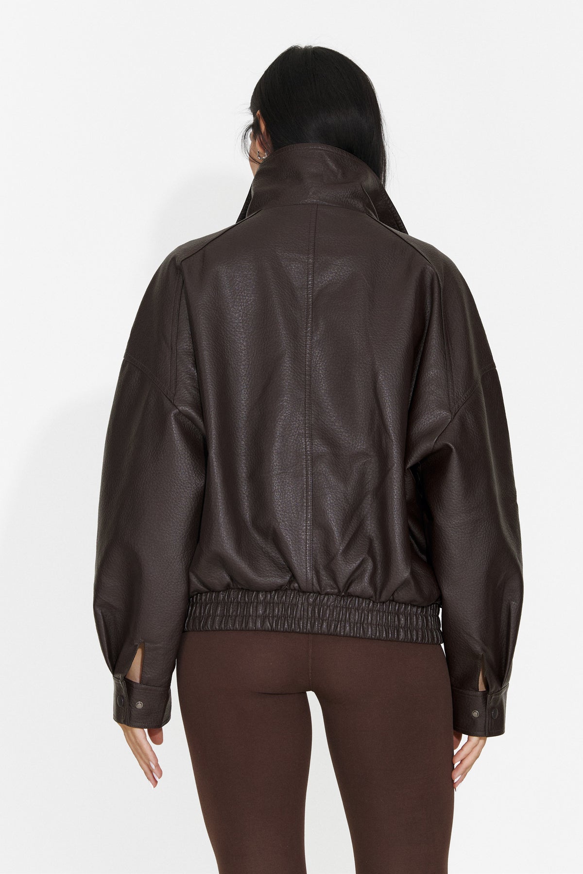 Chaqueta Casual Marrón para Mujeres de Nadyesia Bogas