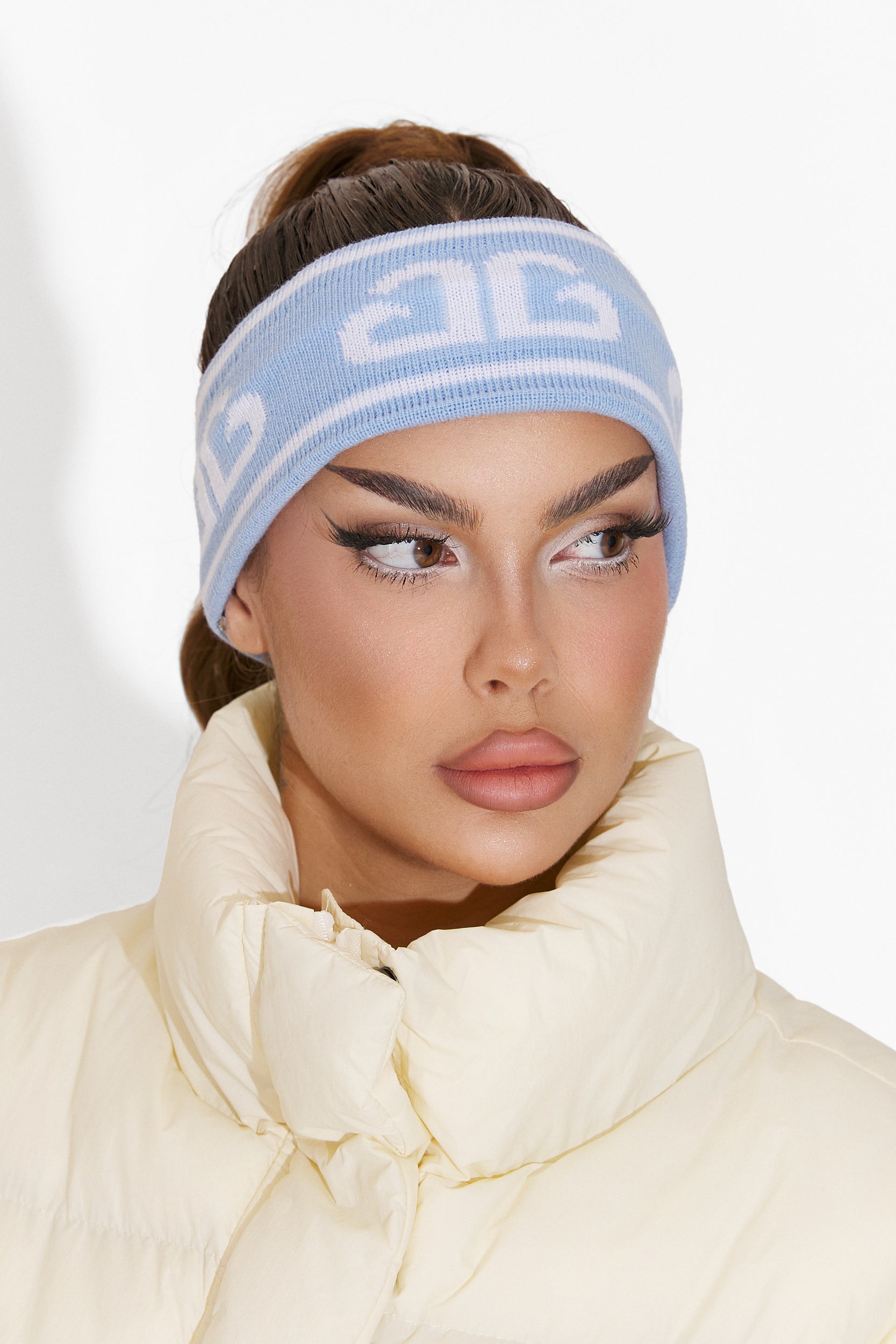 Bandeau Bleu Décontracté pour Femme de Kasra Bogas