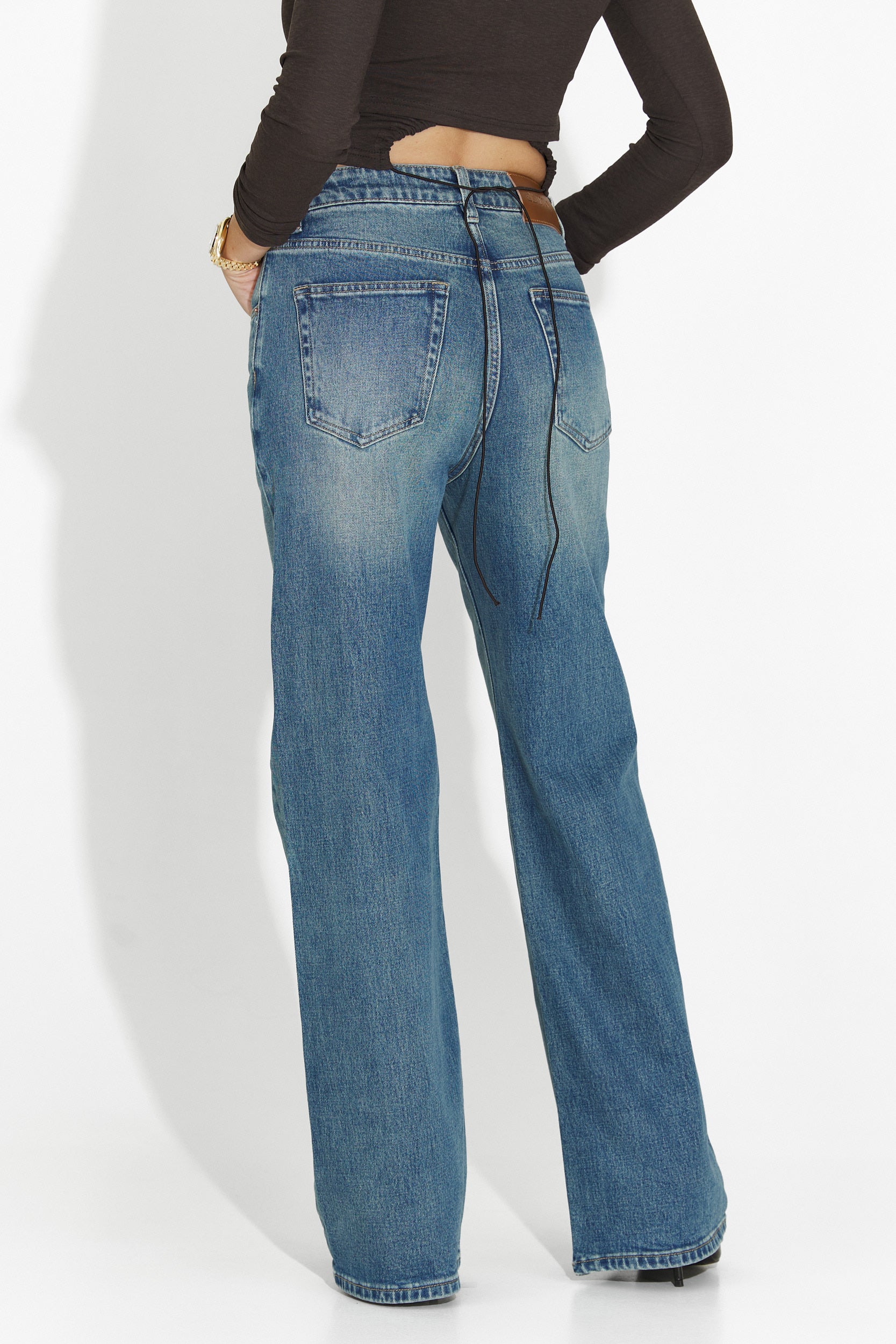 Veyra Bogas Casual Blue Jeans for Women