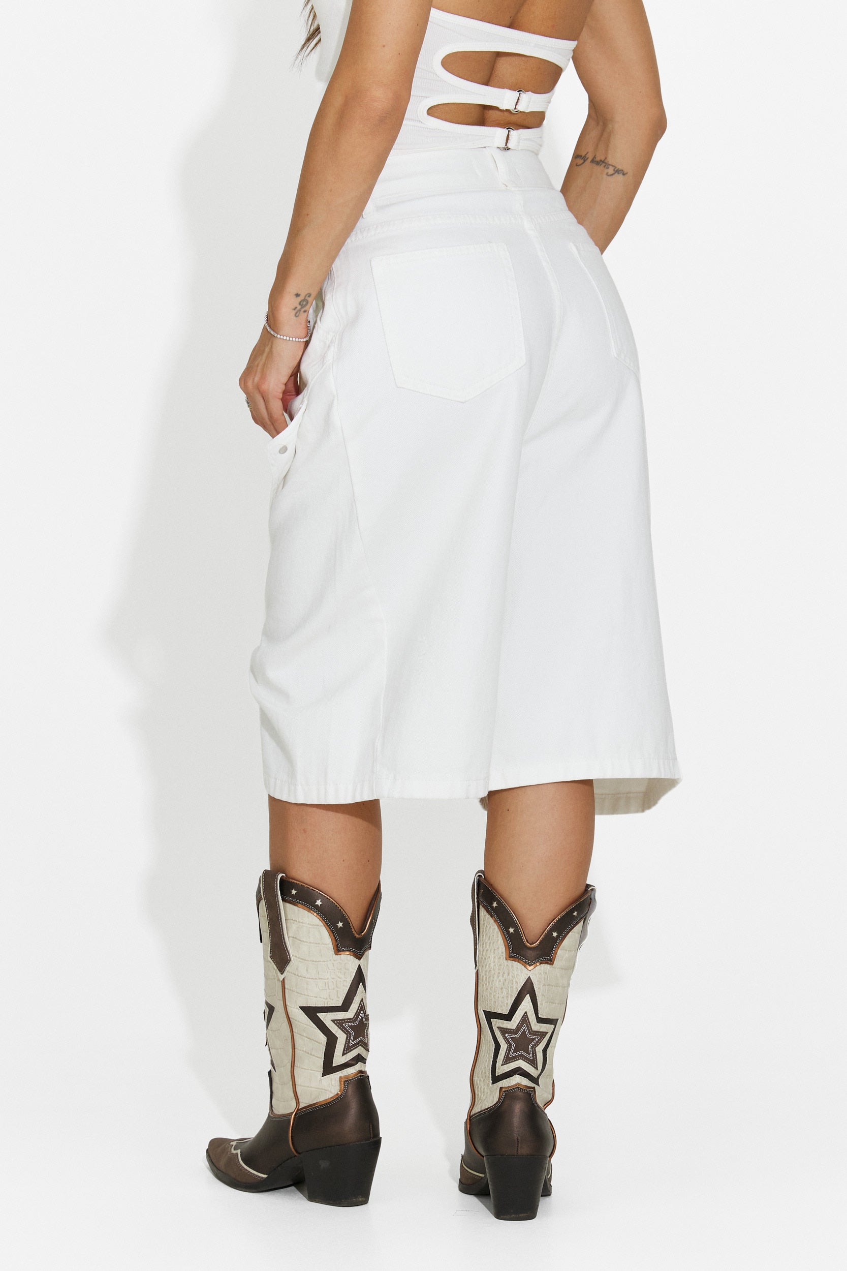 Jeans de mujer casuales blancos Teolia Bogas