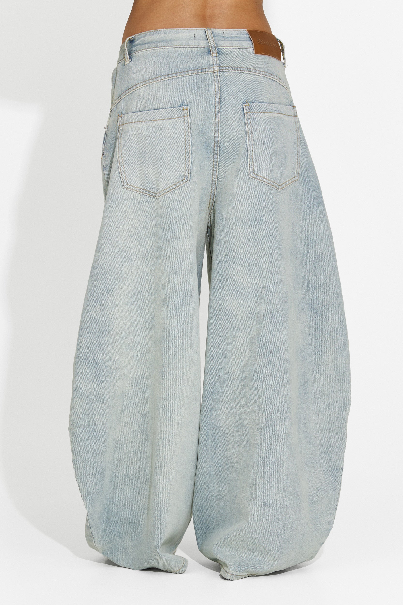 Women's casual light blue jeans Valiama Bogas