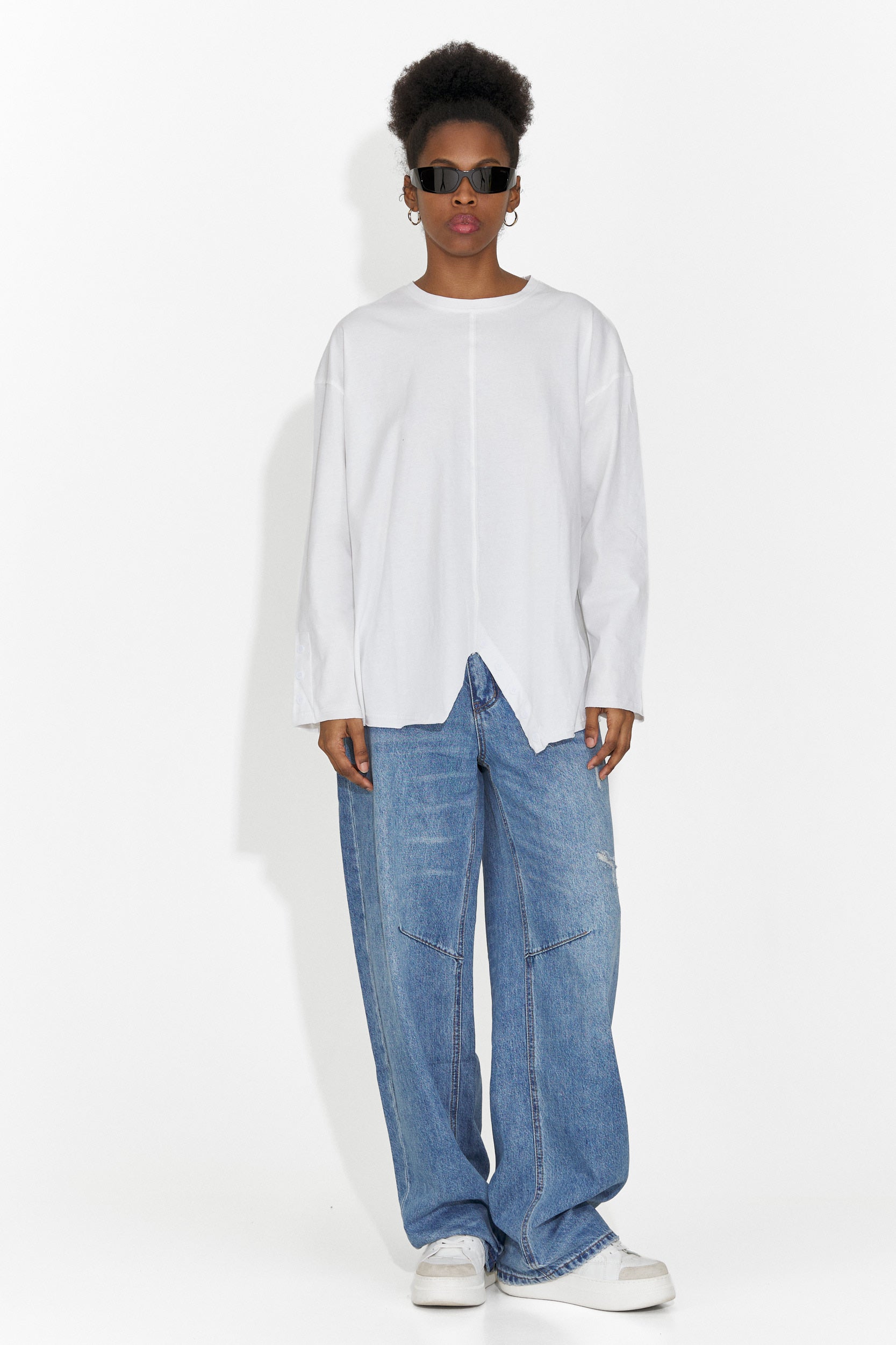 Chandanova ležérní bílá dámská blůza