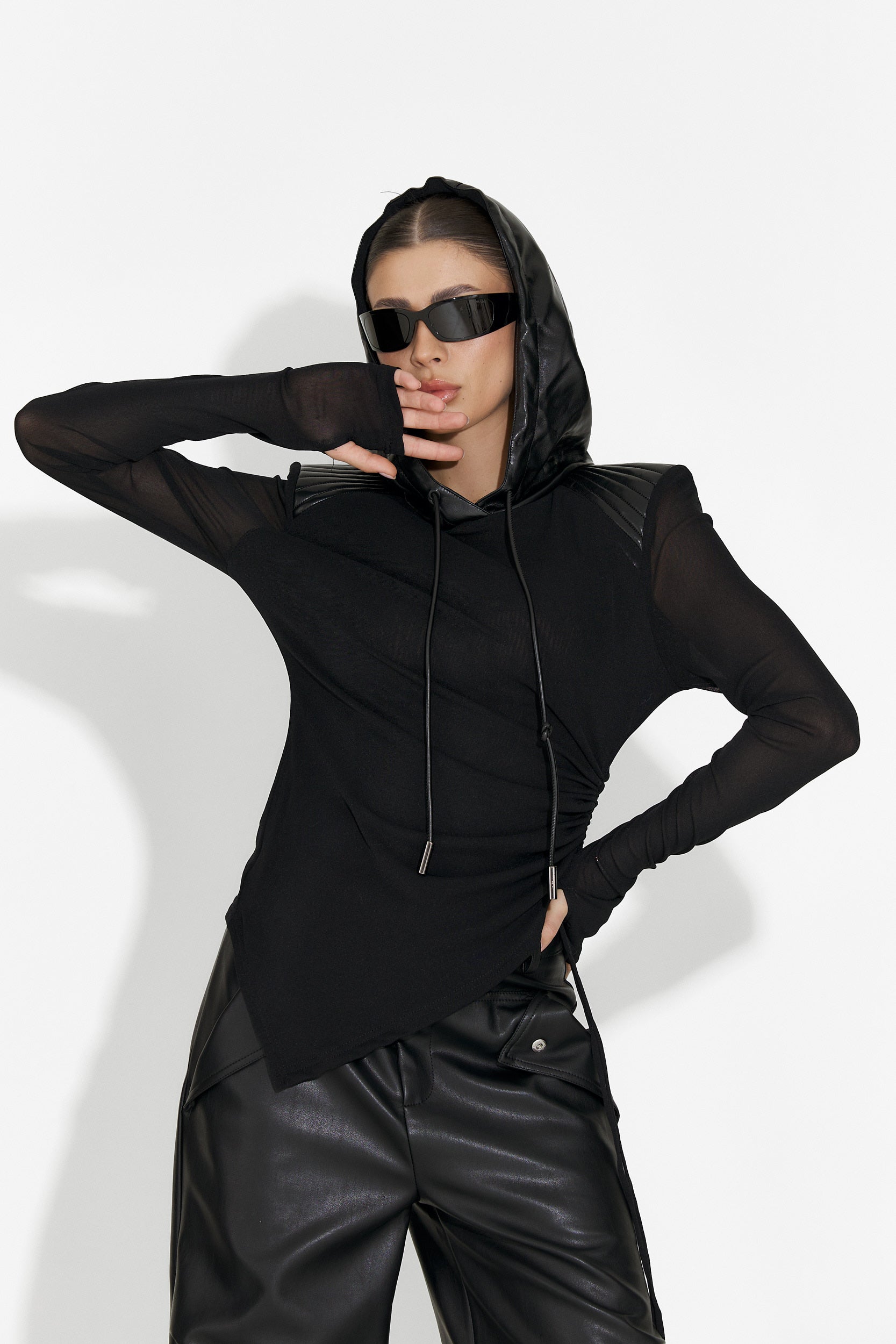 Bluza damska casual czarna Turturica Bogas