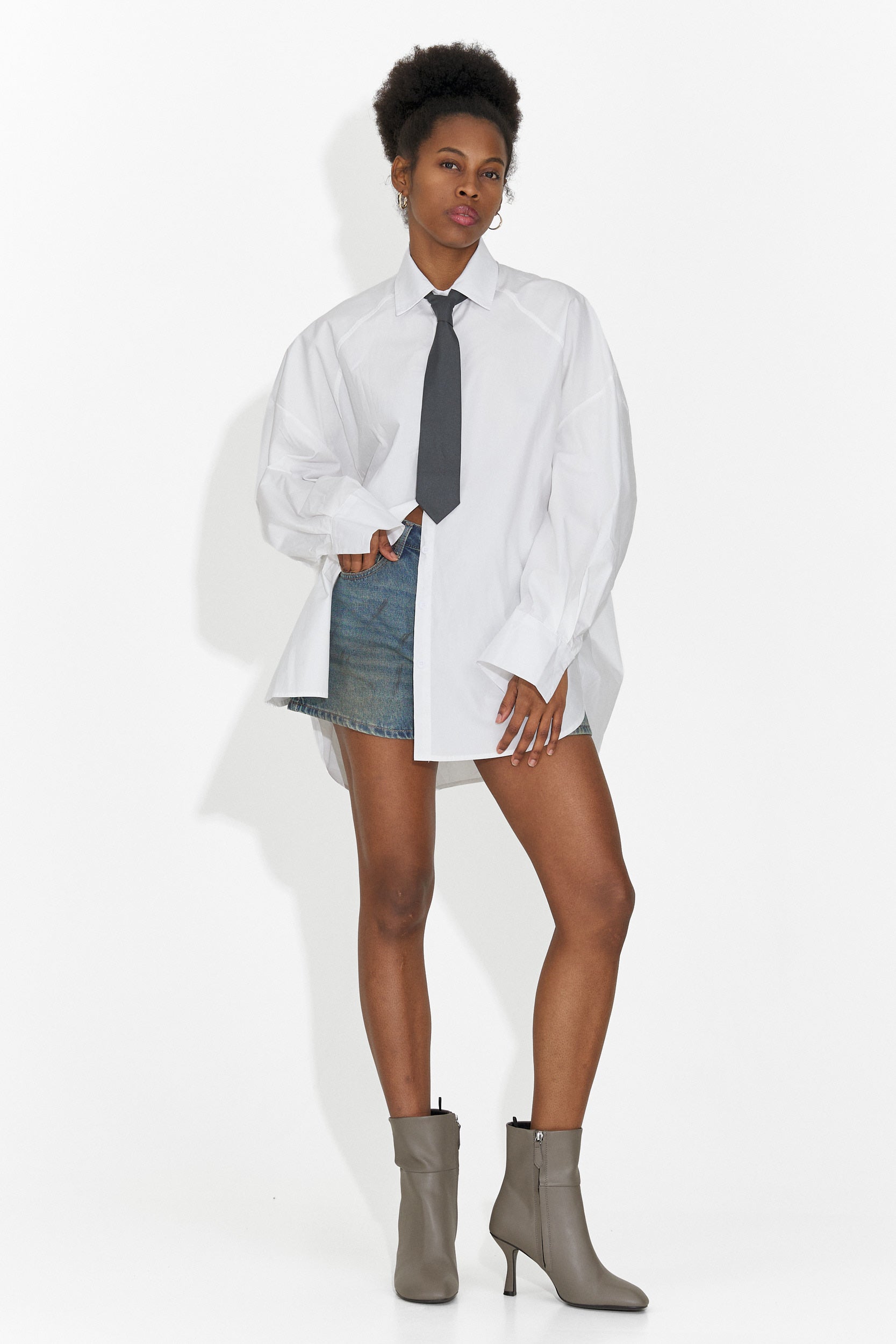 Abrienda Bogas Avslappnad Vit Kvinnors Skjorta