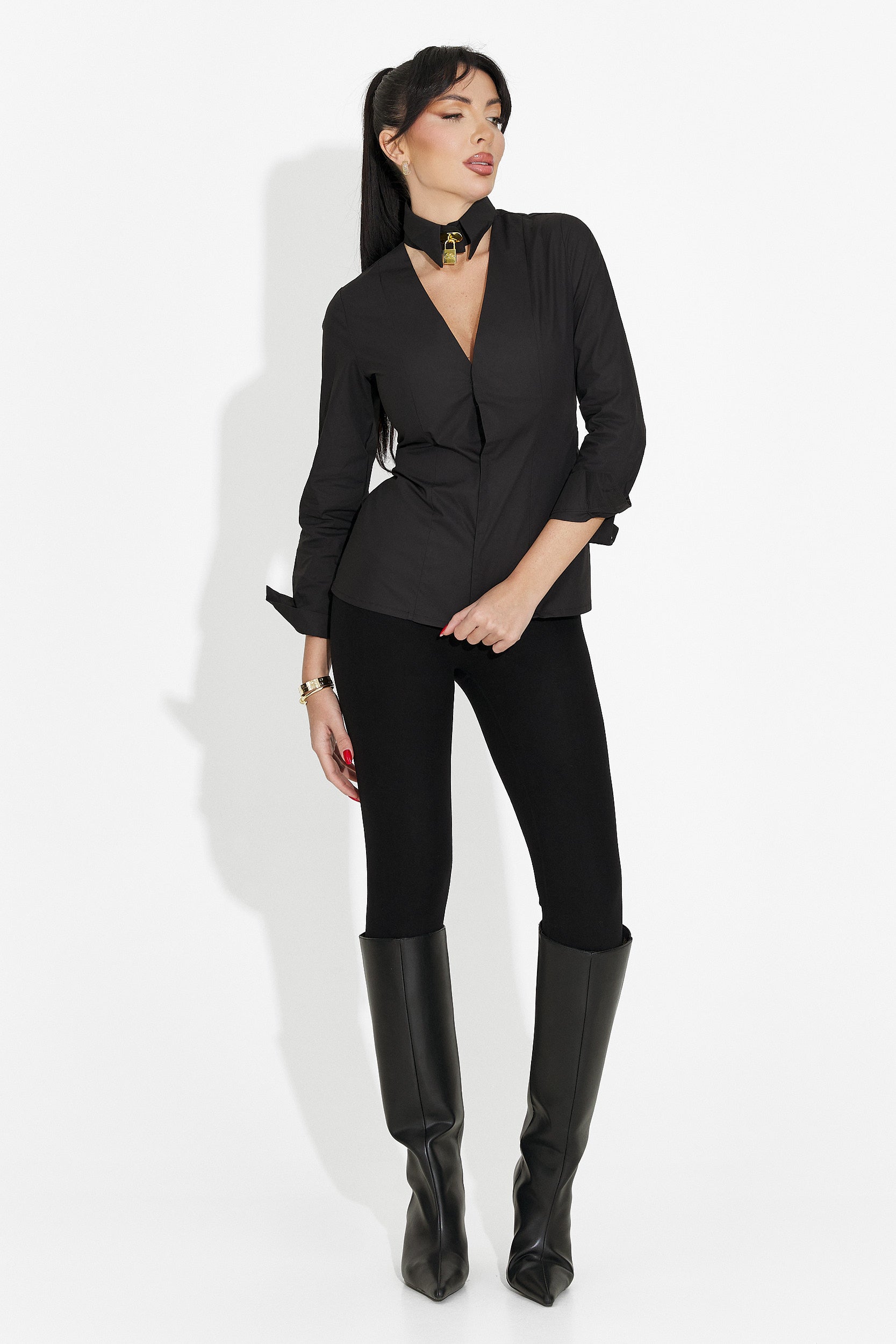 Czarna casualowa koszula damska Marcelia Bogas