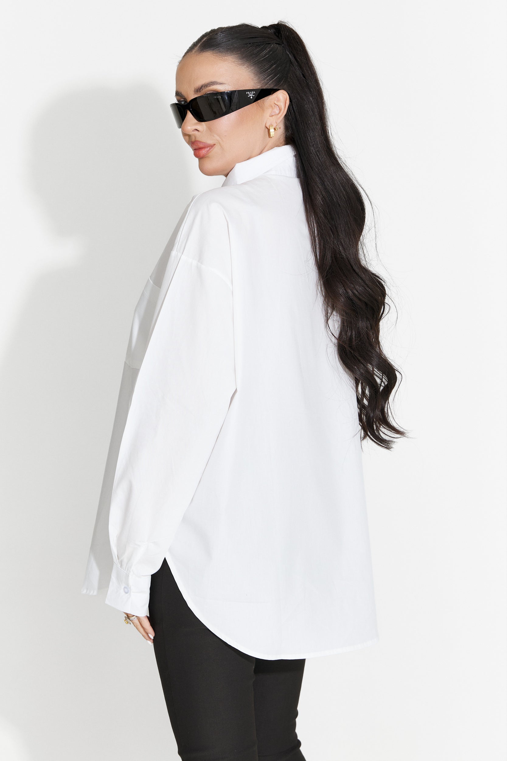 Blusa Elegante Blanca para Damas de Nivora Bogas