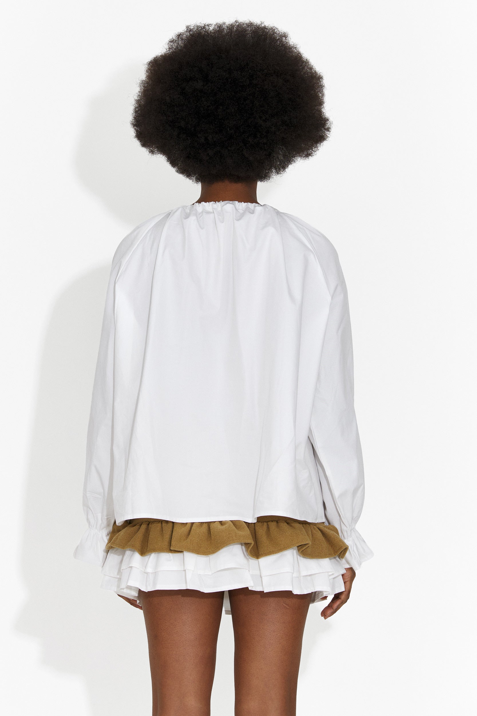 Zeneda Bogas Elegant White Women's Shirt