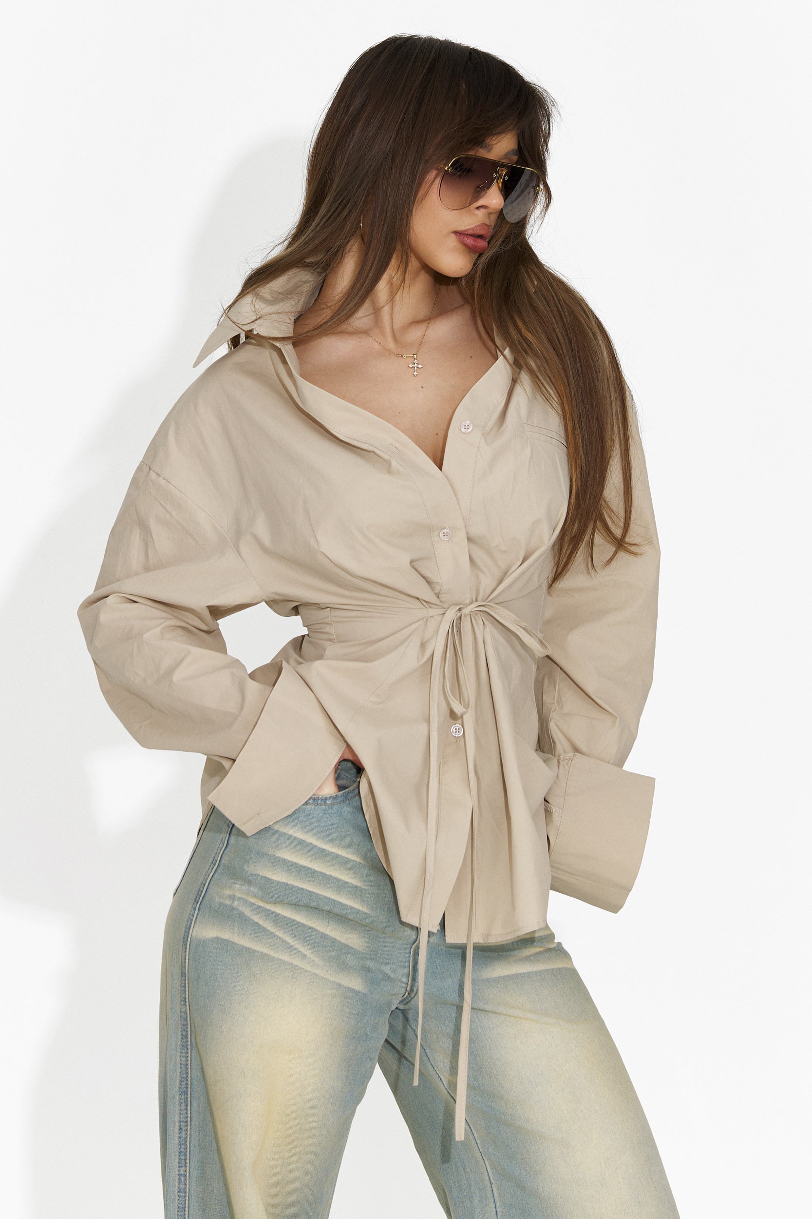 Elegant beige damblus Alesya Bogas