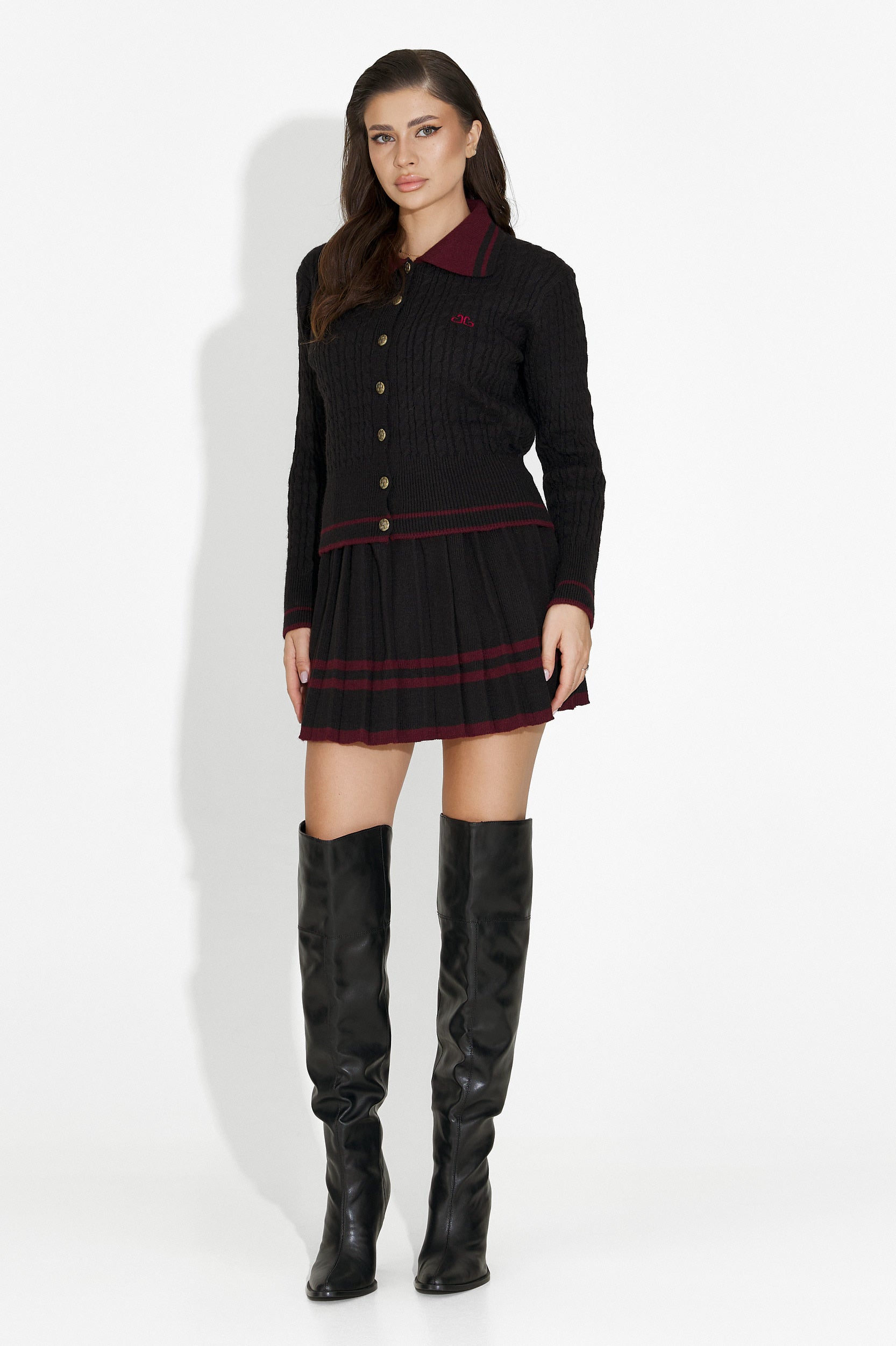 Czarny komplet z spódnicą Kendia Bogas