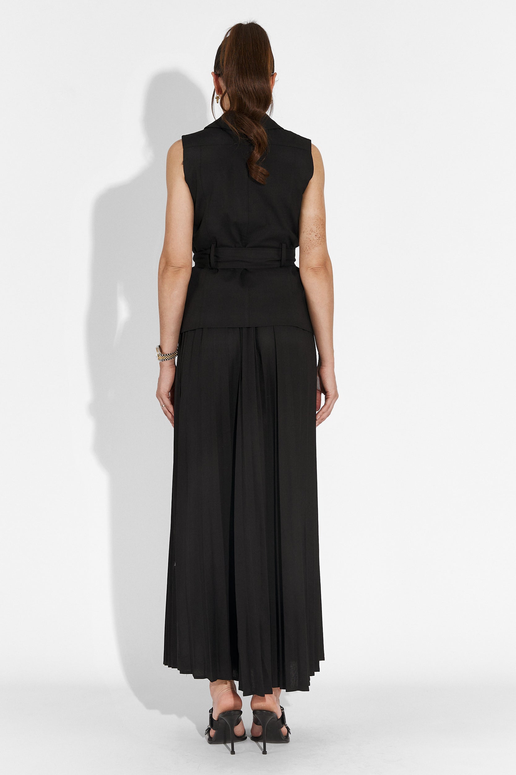 Conjunto con falda negra Timothy Bogas