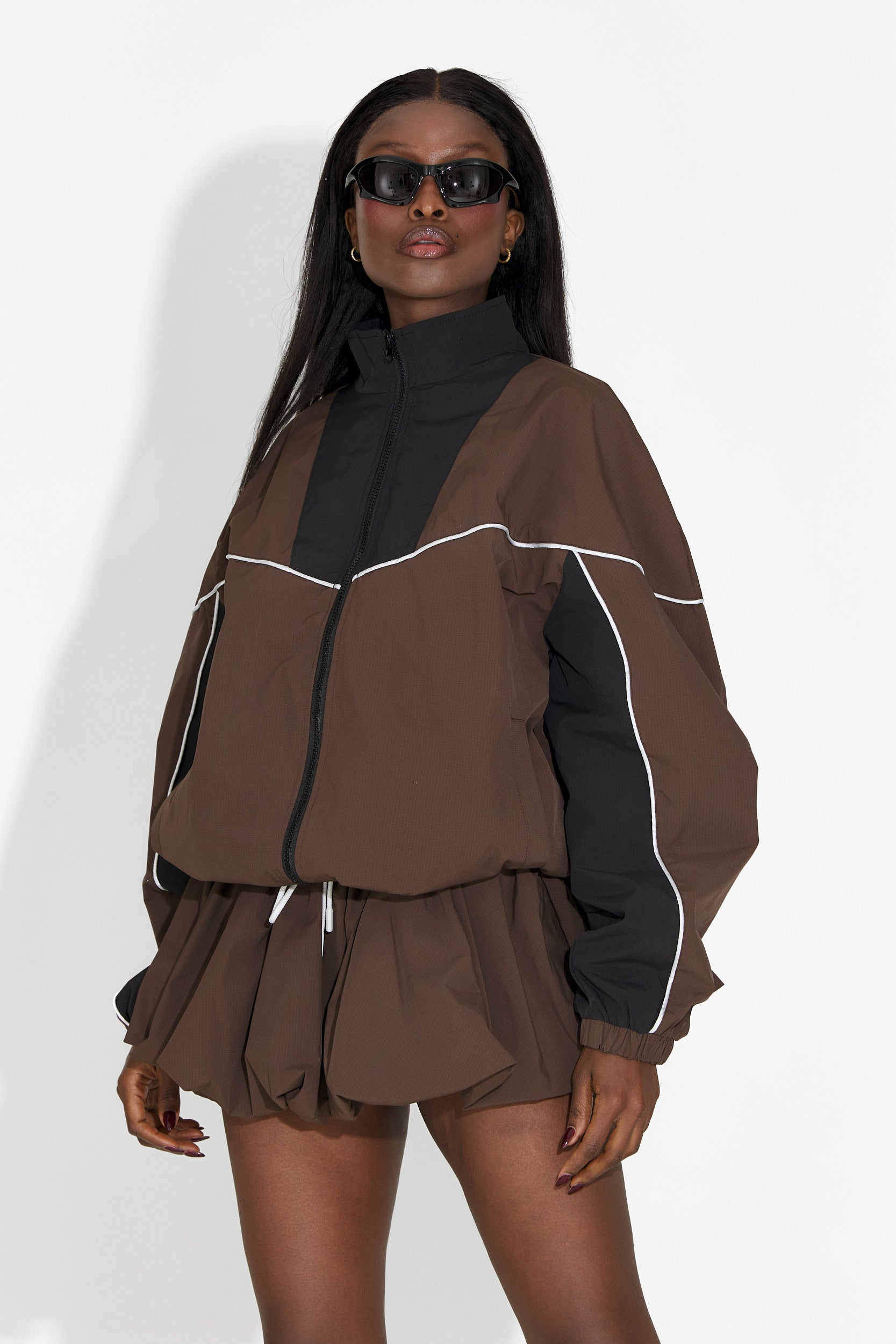 Σετ με φούστα παντελόνι καφέ Selmira Bogas