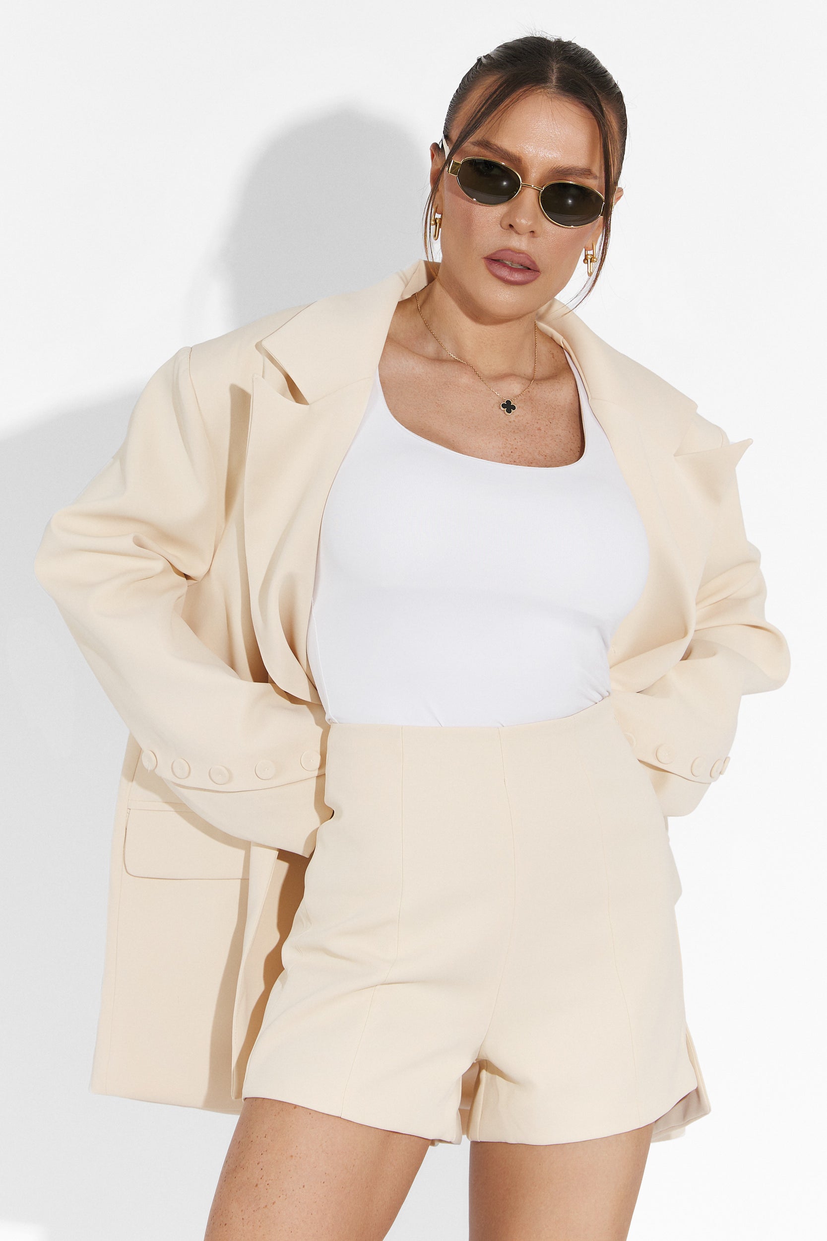 Ensemble avec short beige Smozy Bogas