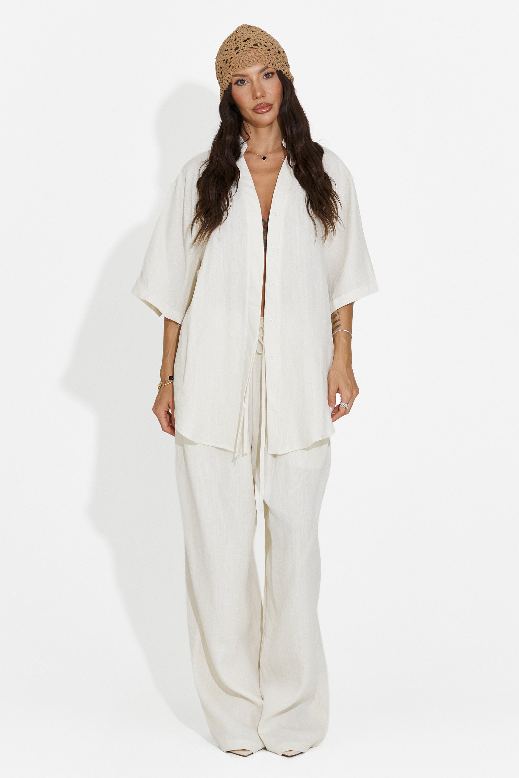 Conjunto de mujer camisa + pantalones beige Carolia Bogas