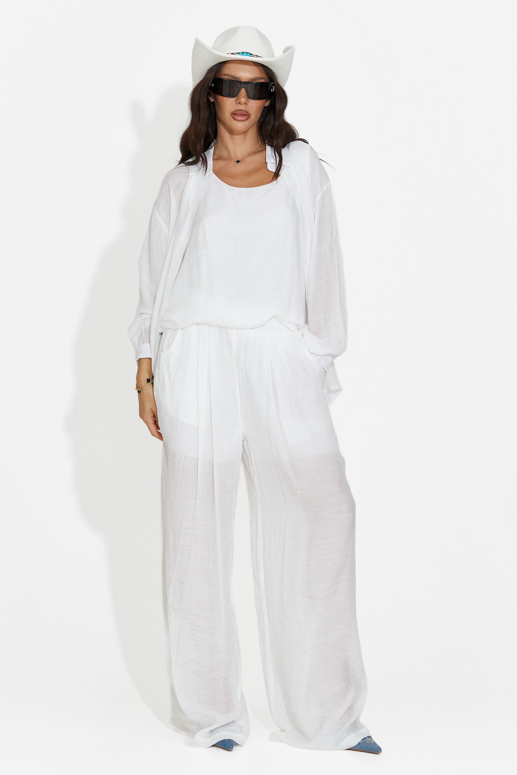 White women's set shirt + pants + tank top Mivya Bogas