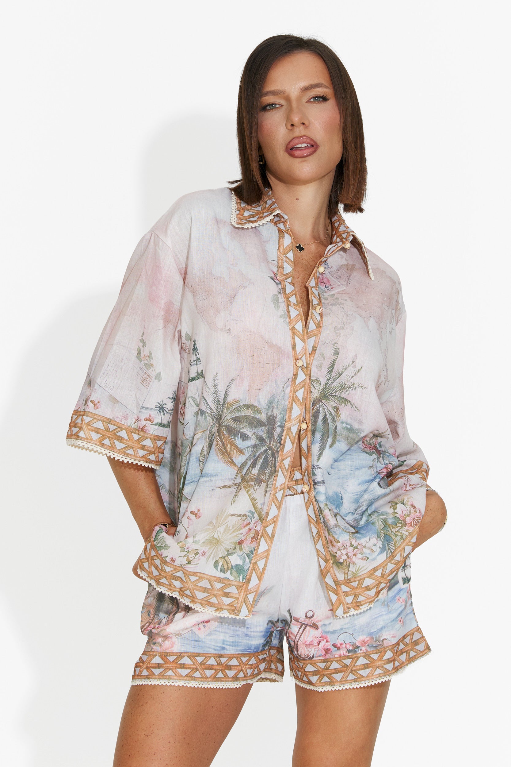 Women's set shirt + beige shorts Jimona Bogas