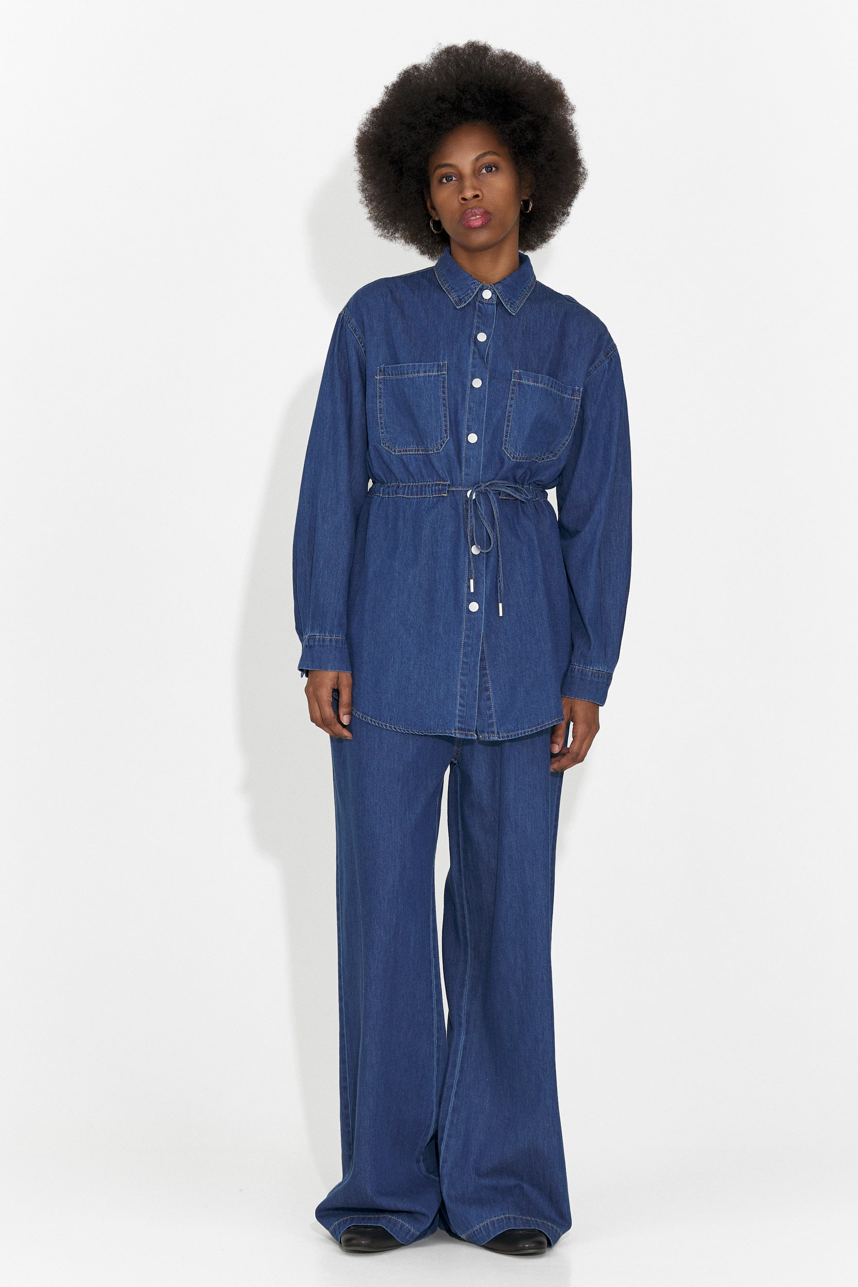 Casual blue women's outfit Jesie Bogas