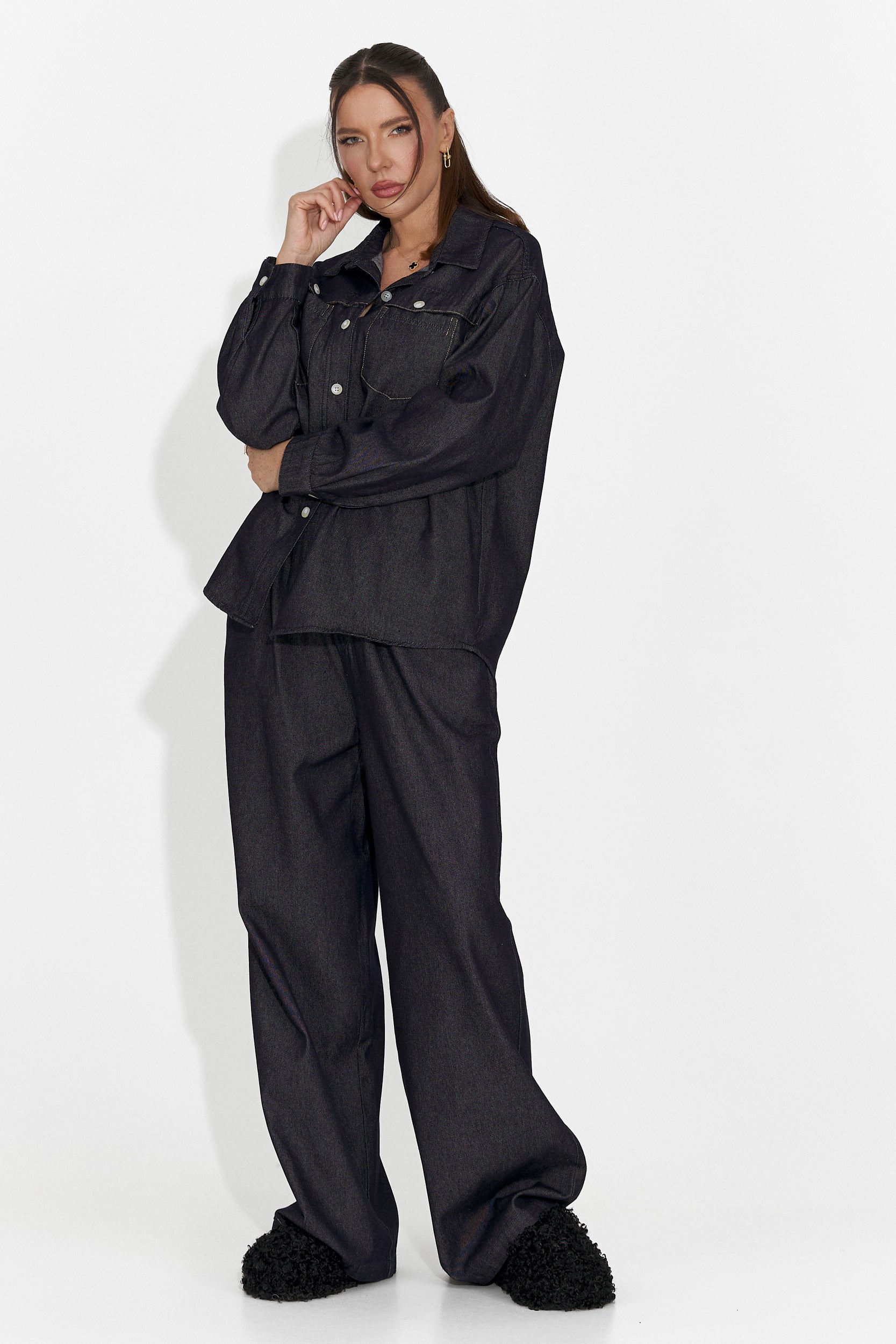 Berieda Bogas Tamnoplavo Žensko Ležerno Odijelo