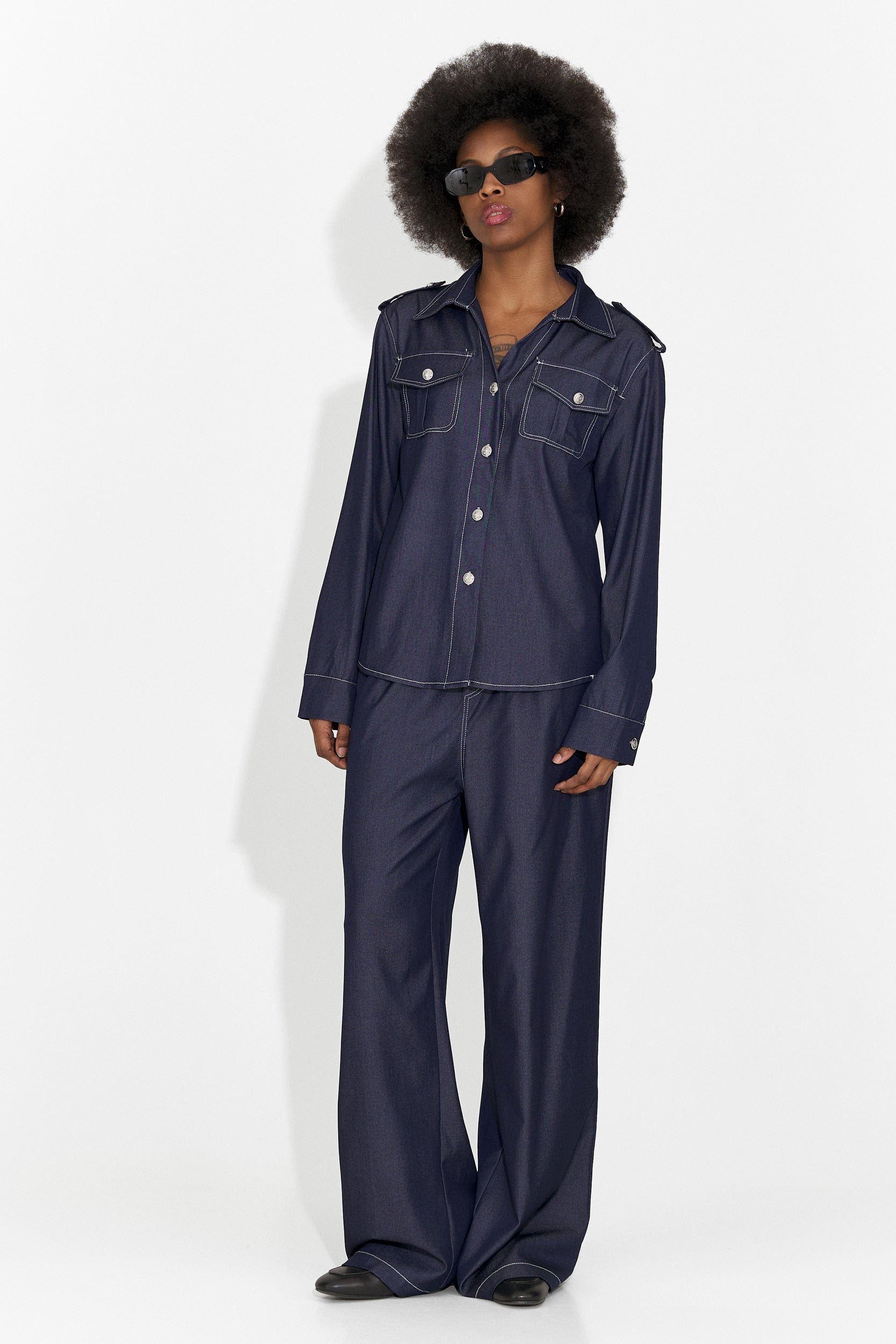 Traje Casual de Mujer en Azul Marino de Vertija Bogas