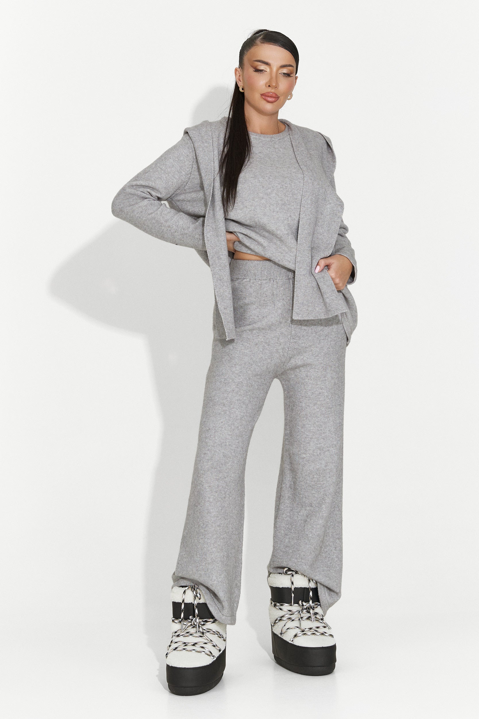 Damenanzug casual grau Vencilie Bogas