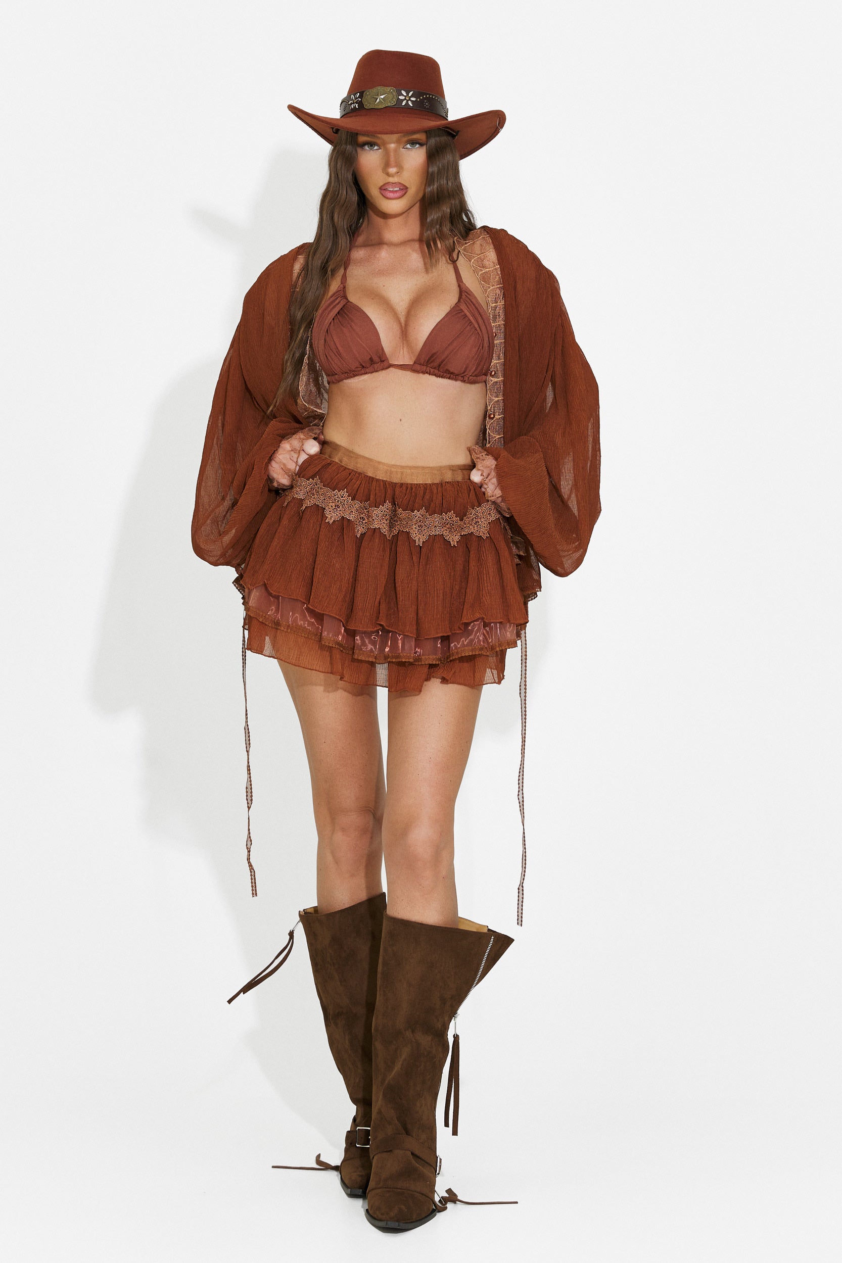 Conjunto de mujer con falda pantalón casual marrón Ginevria Bogas