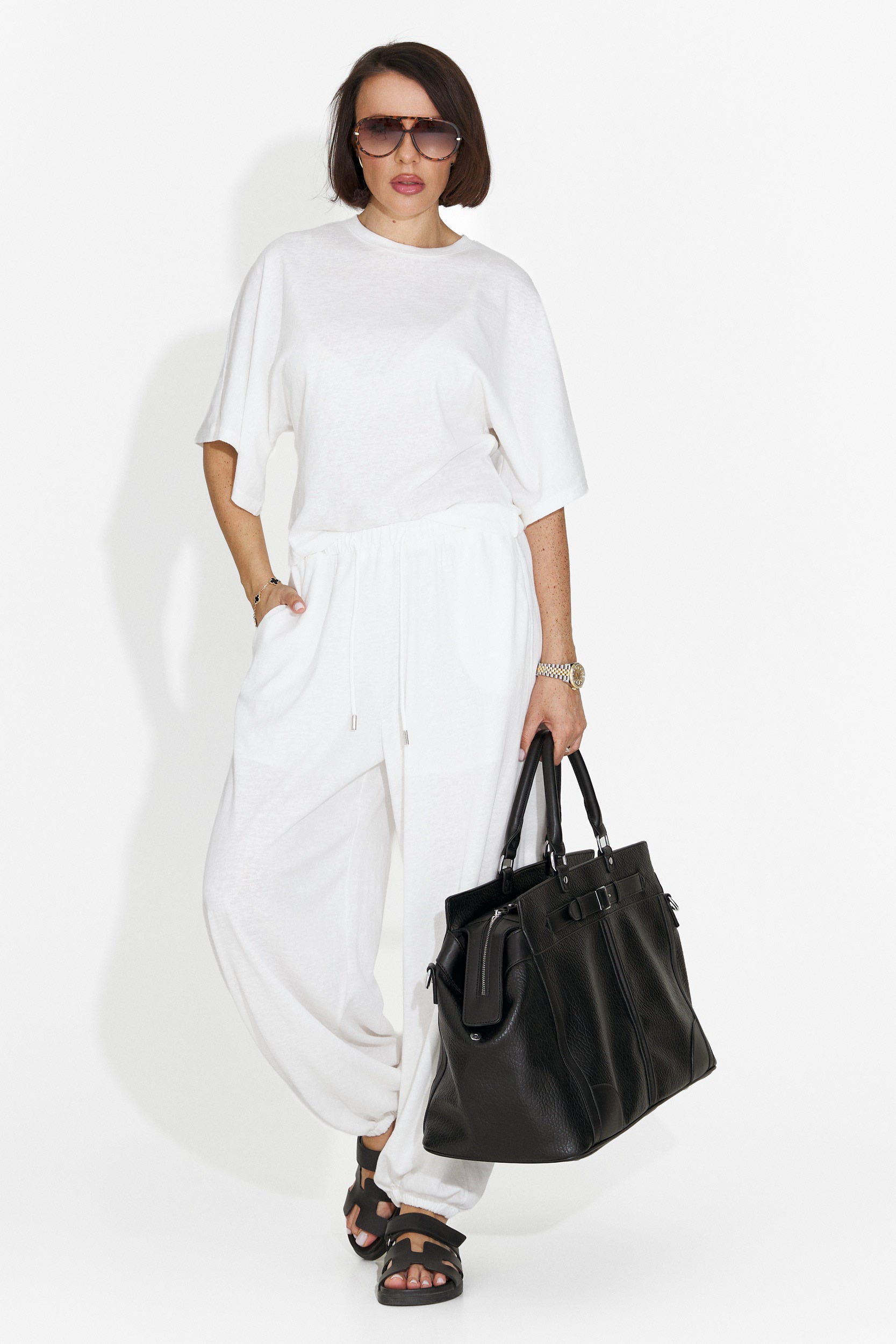 Bedya Bogas Women's Suit with White Pants