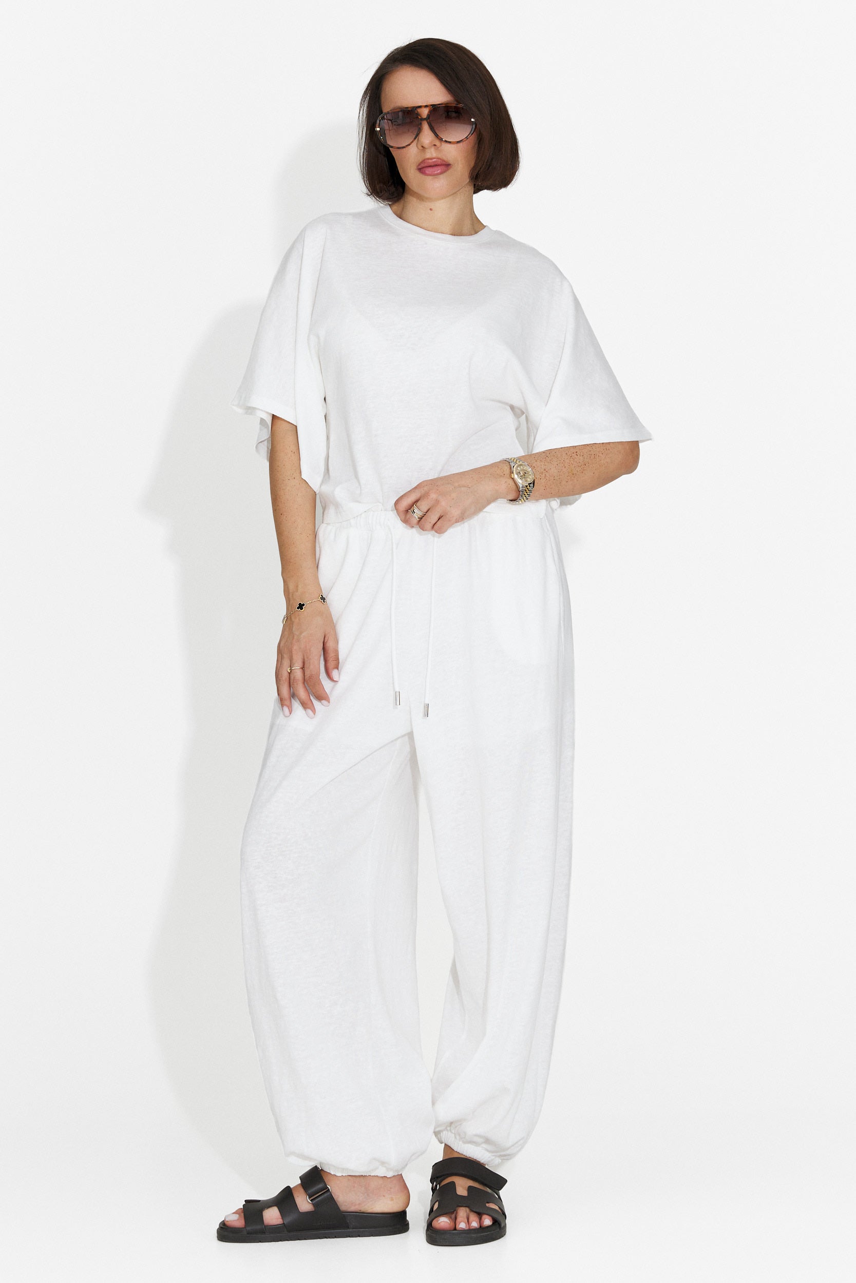 Bedya Bogas Women's Suit with White Pants