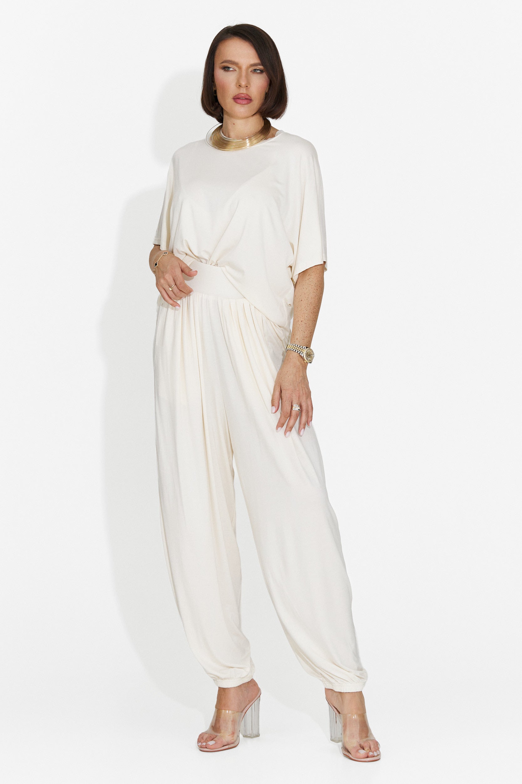 Giuliena Bogas Women's Suit with White Pants