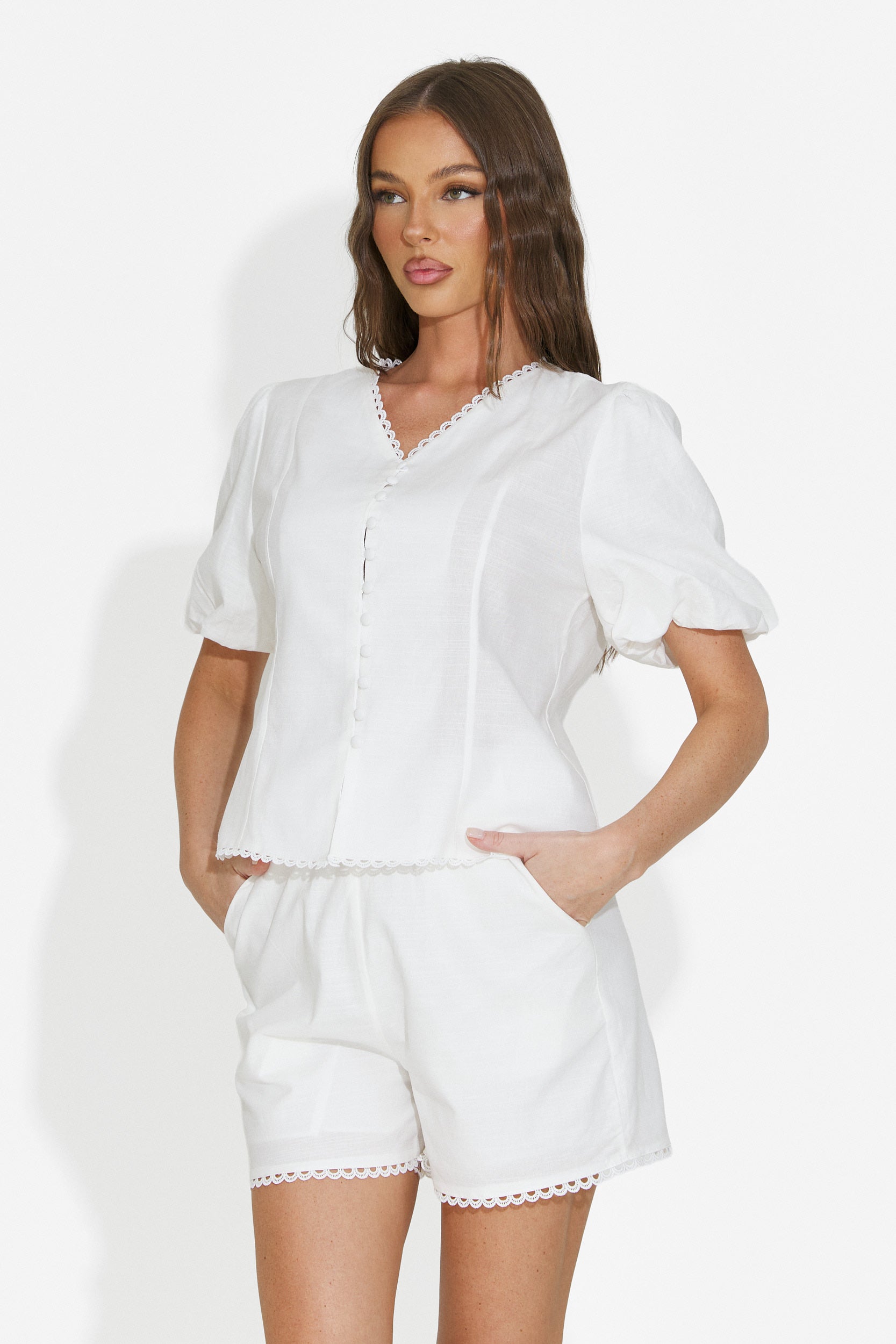 Ensemble femme avec shorts blanc Sarinea Bogas