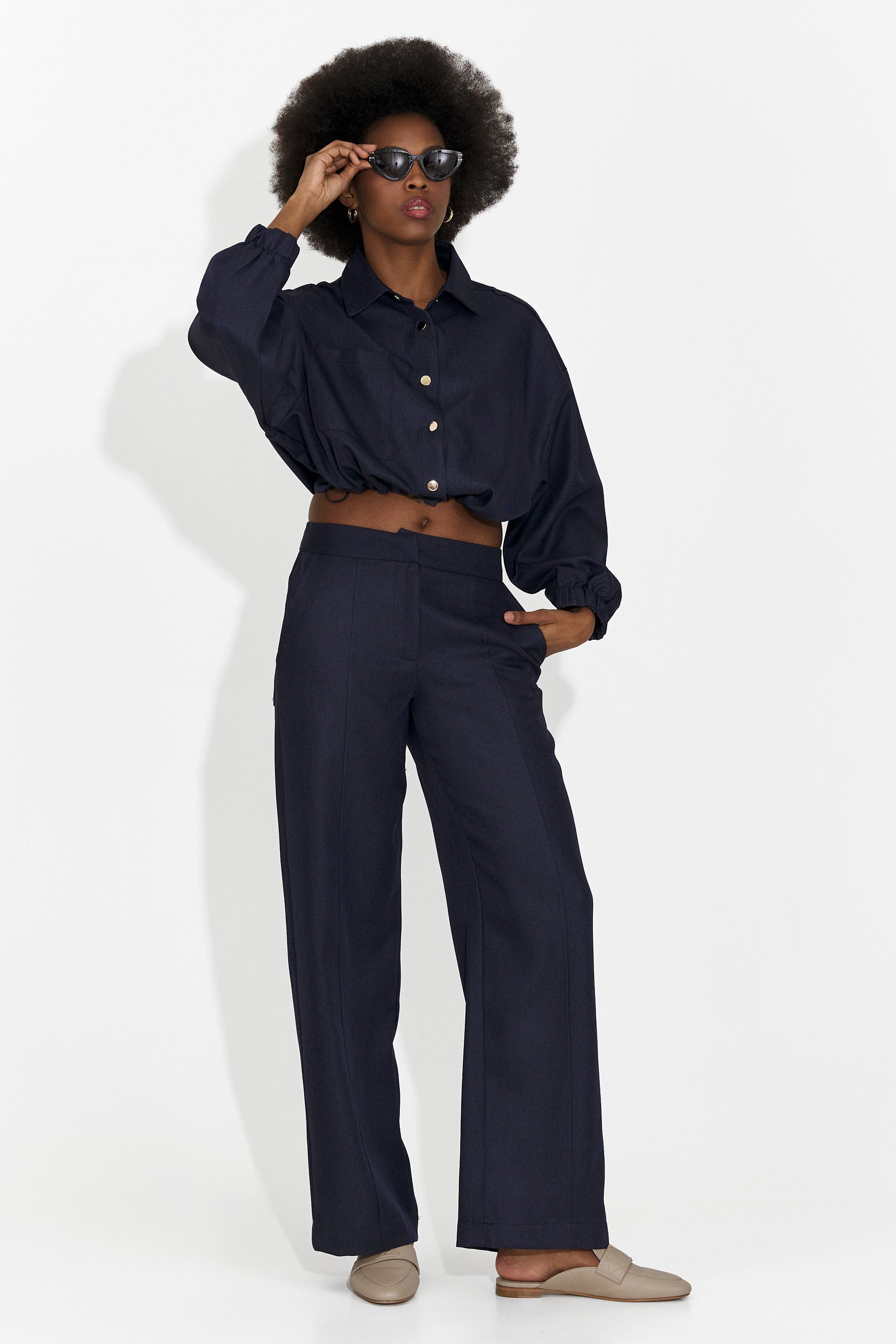 Elegantes Damen-Ensemble in Marineblau Densia Bogas