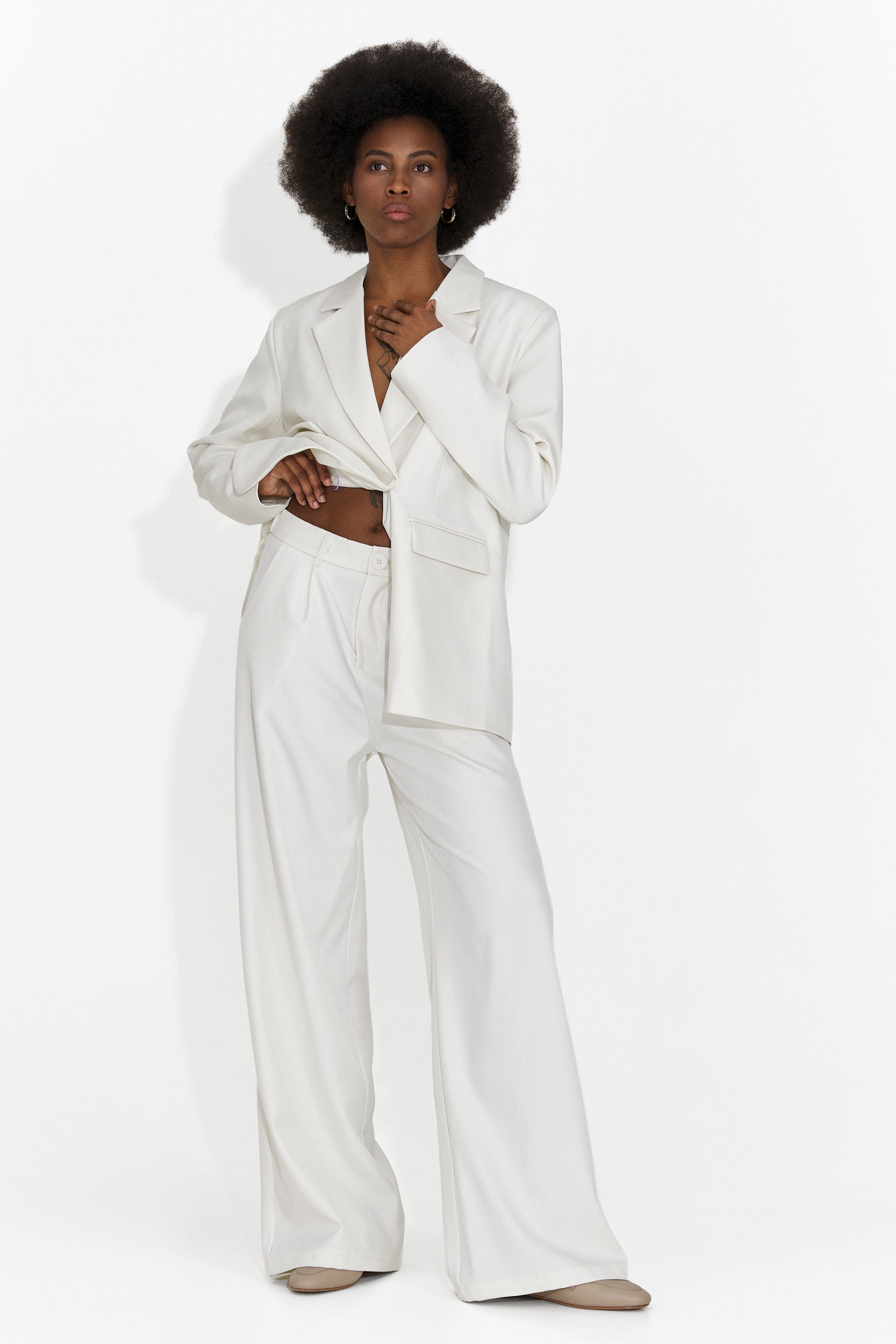 Conjunto elegante para mujer color crema Timelia Bogas