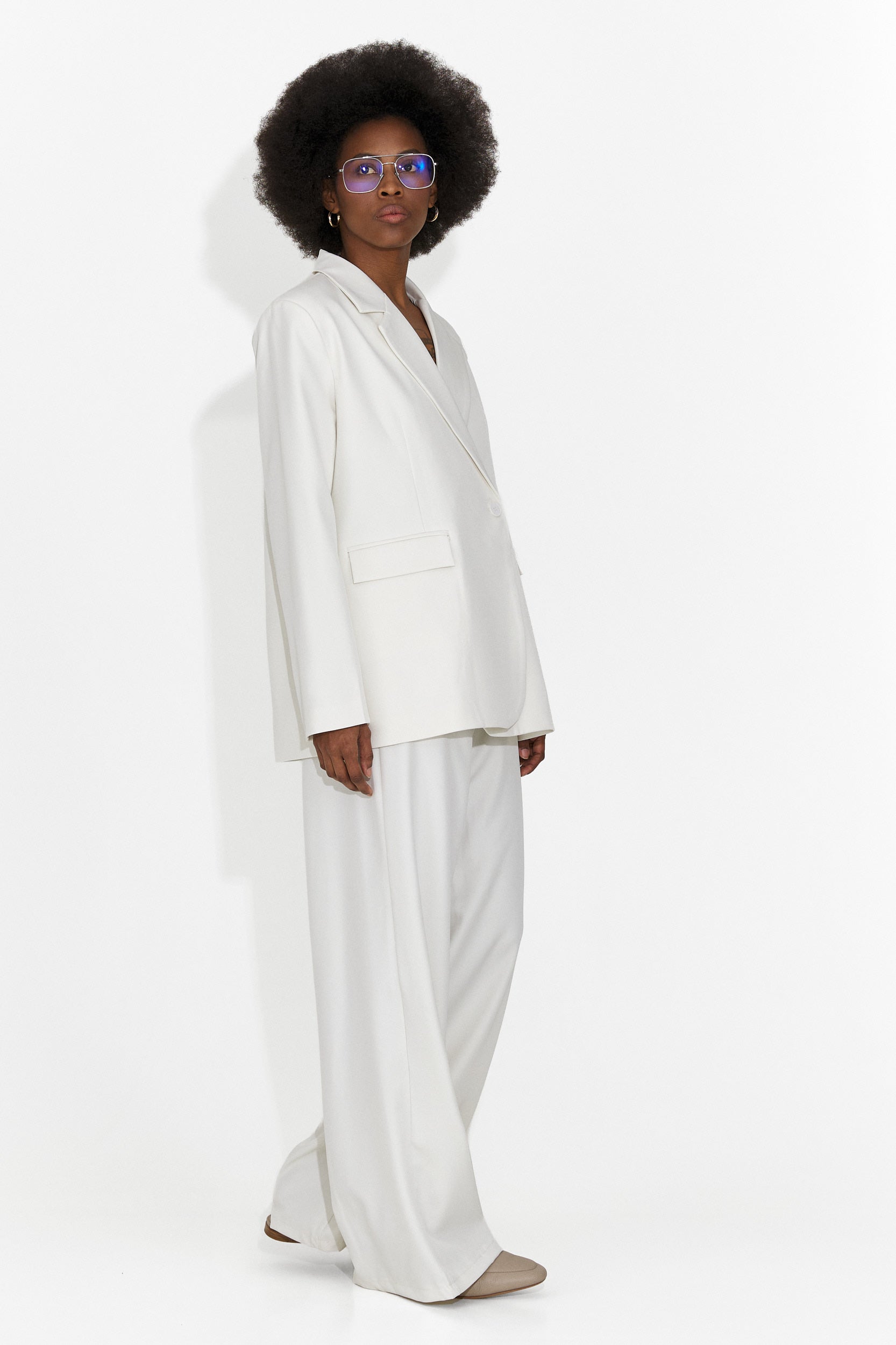 Conjunto elegante para mujer color crema Timelia Bogas