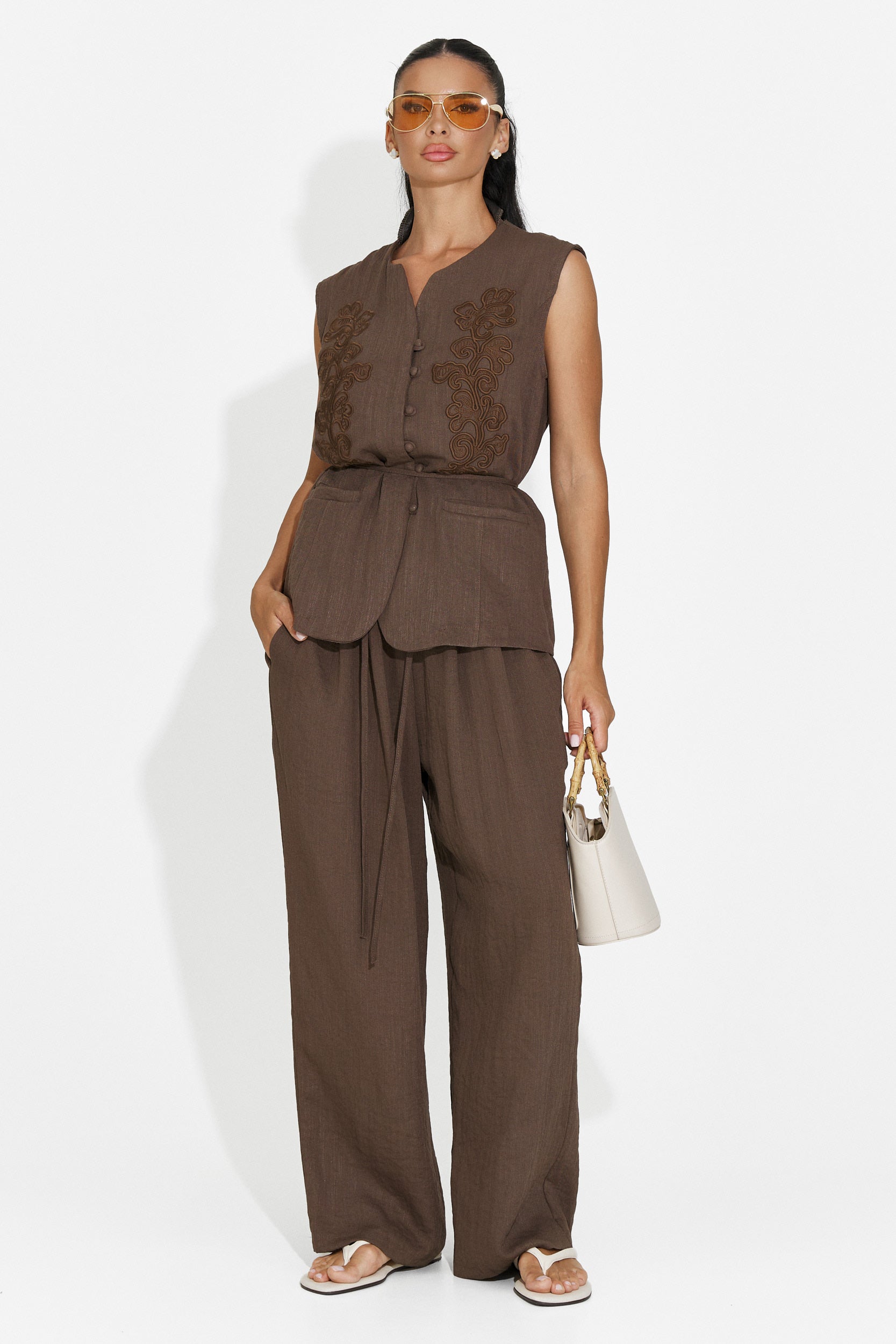 Women's suit vest + brown pants Vyzela Bogas