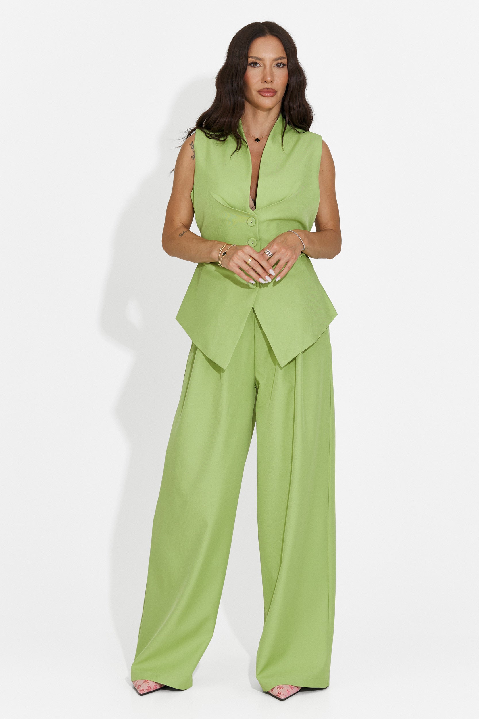 Women's suit vest + green pants Chelora Bogas