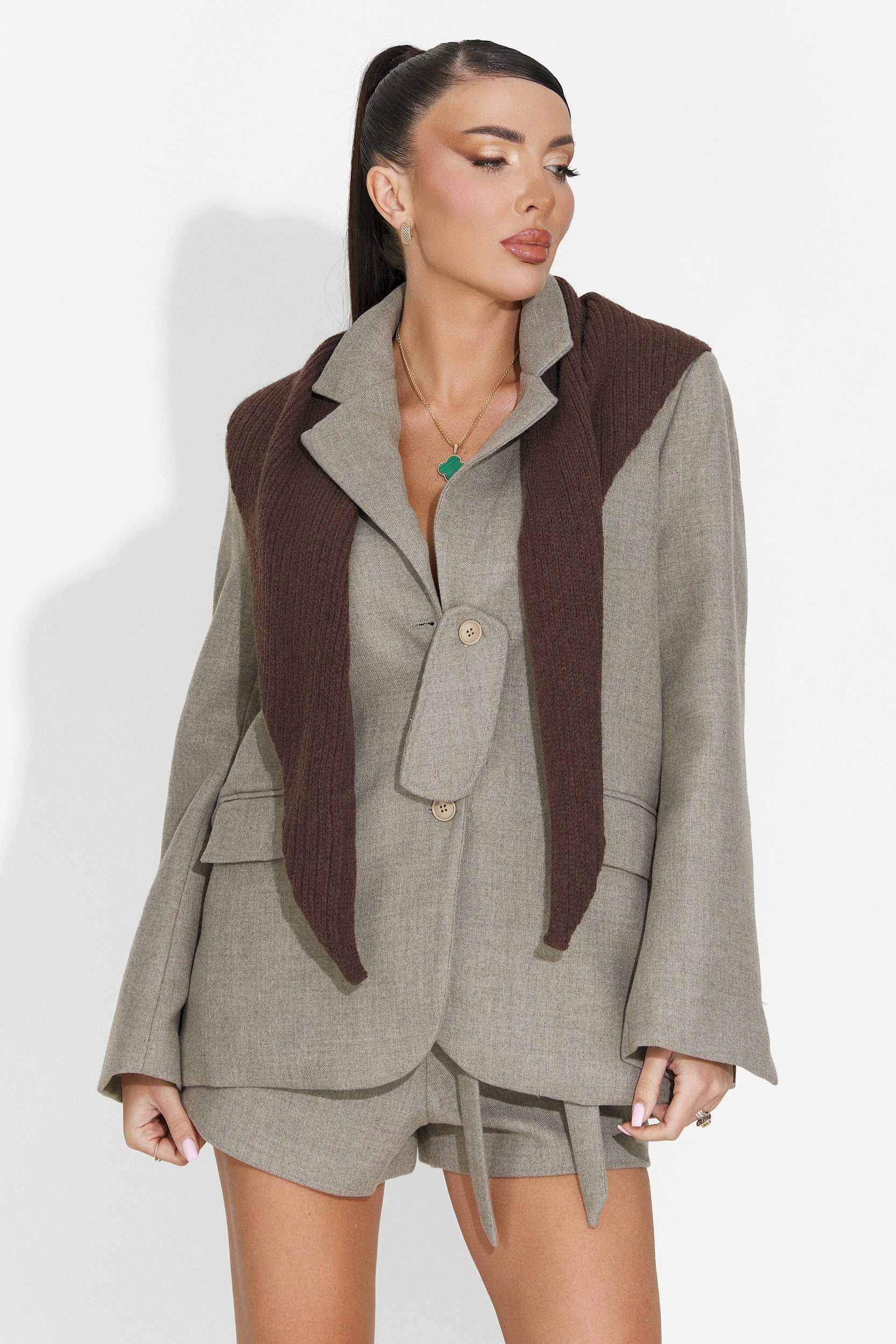 Costume femme veste + short beige Jyna Bogas