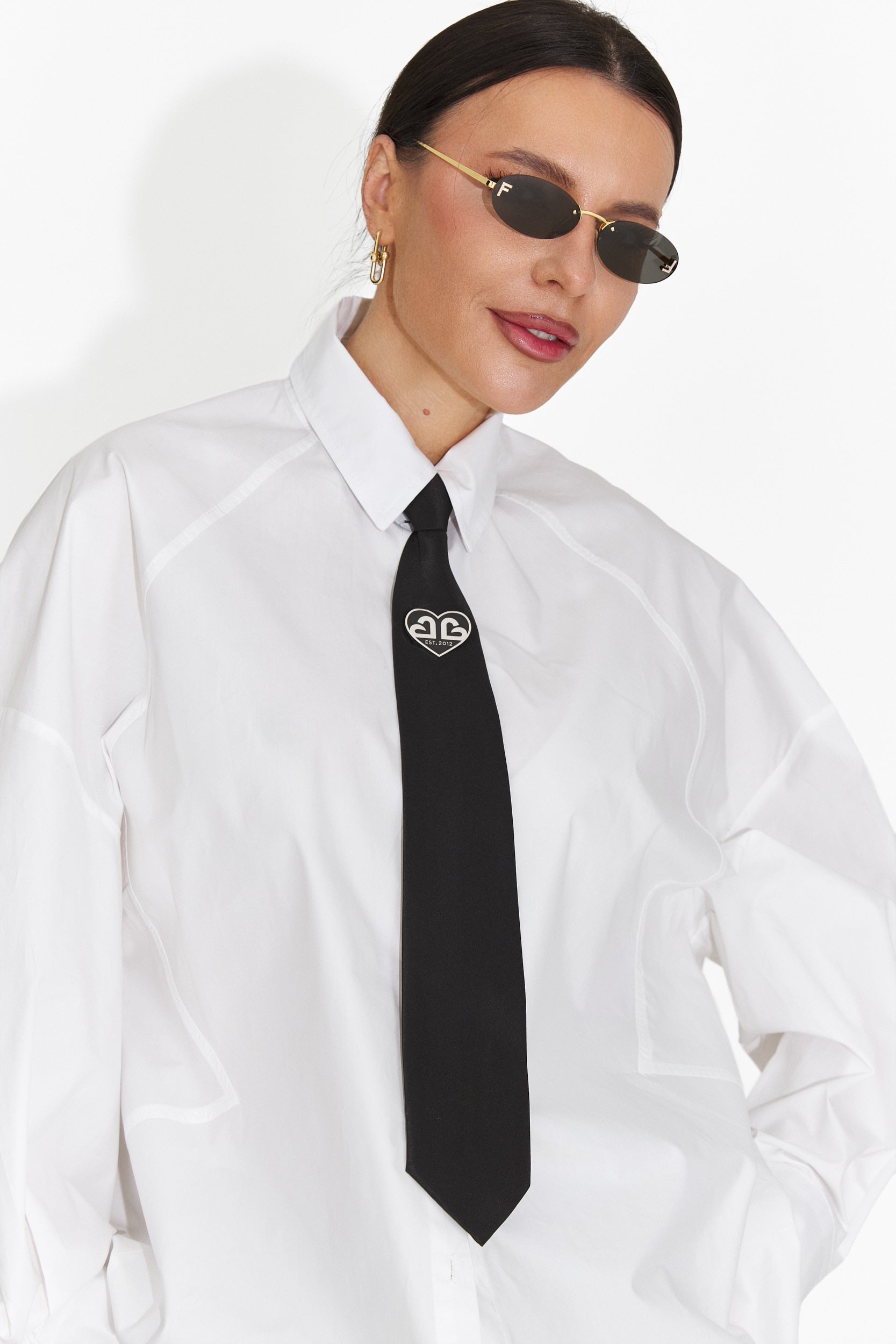 Elegant women's tie in silver and black Enania Bogas