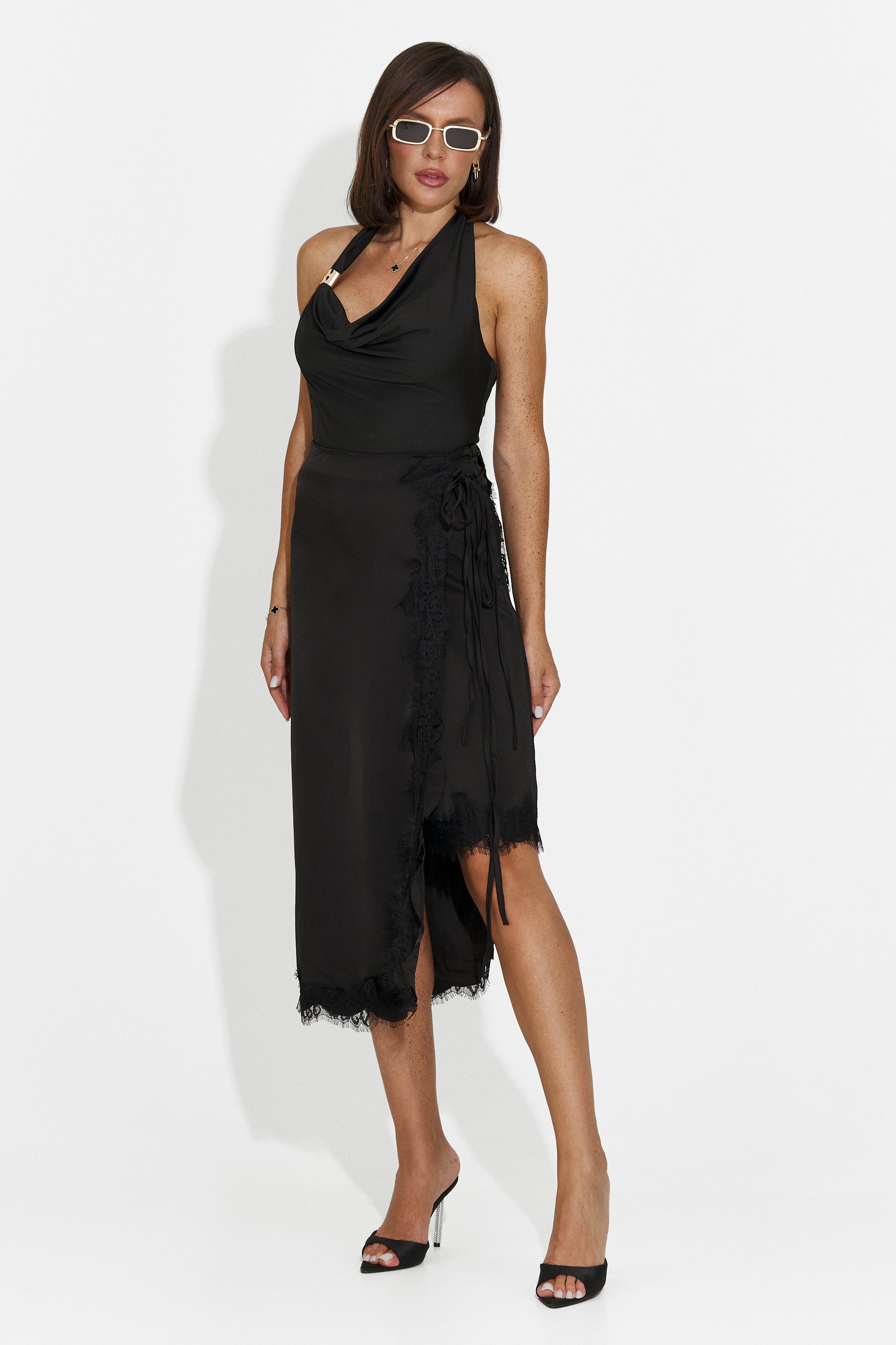 Elegant Black Women's Skirt Maryus Bogas