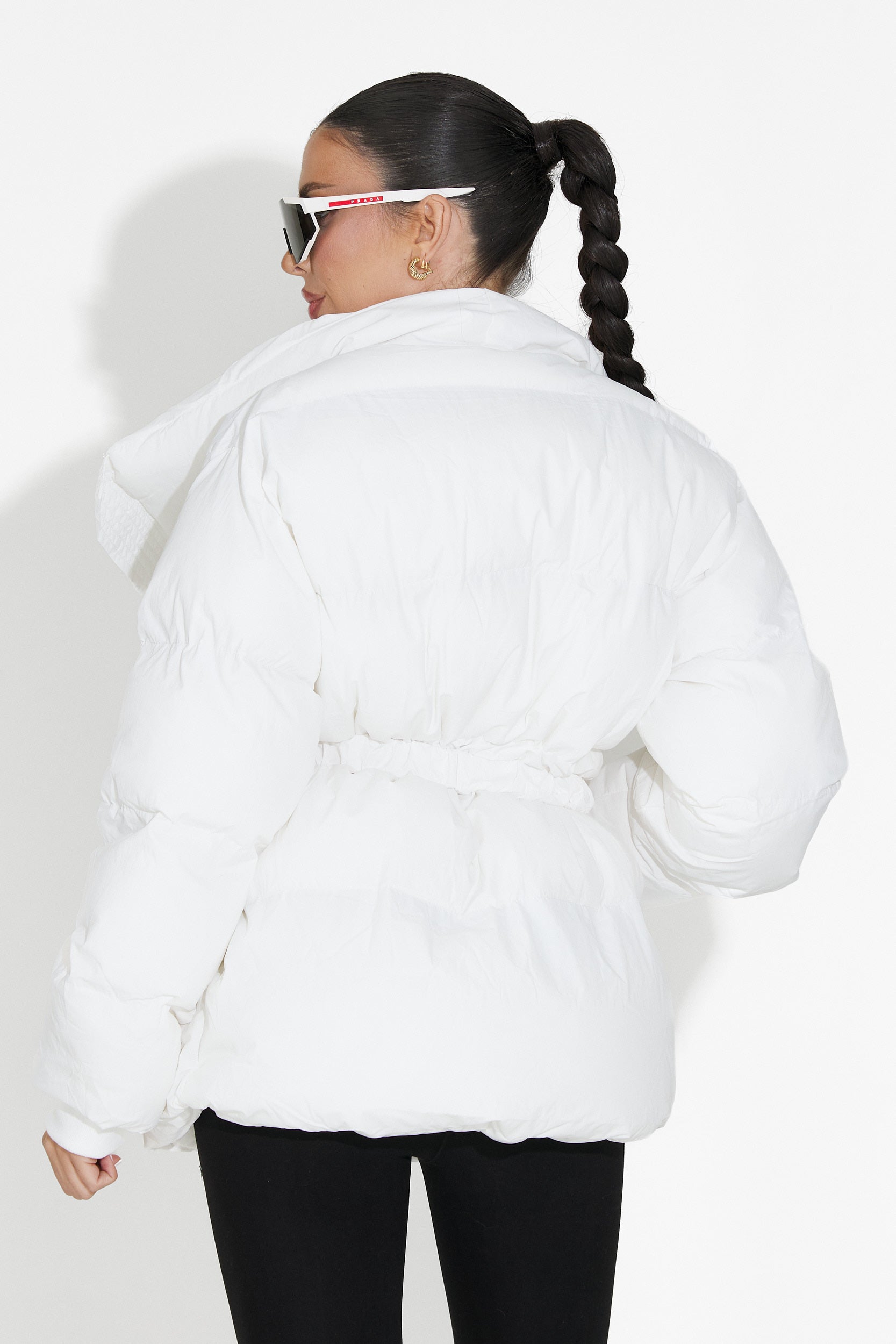 Biała casualowa kurtka damska Norisa Bogas