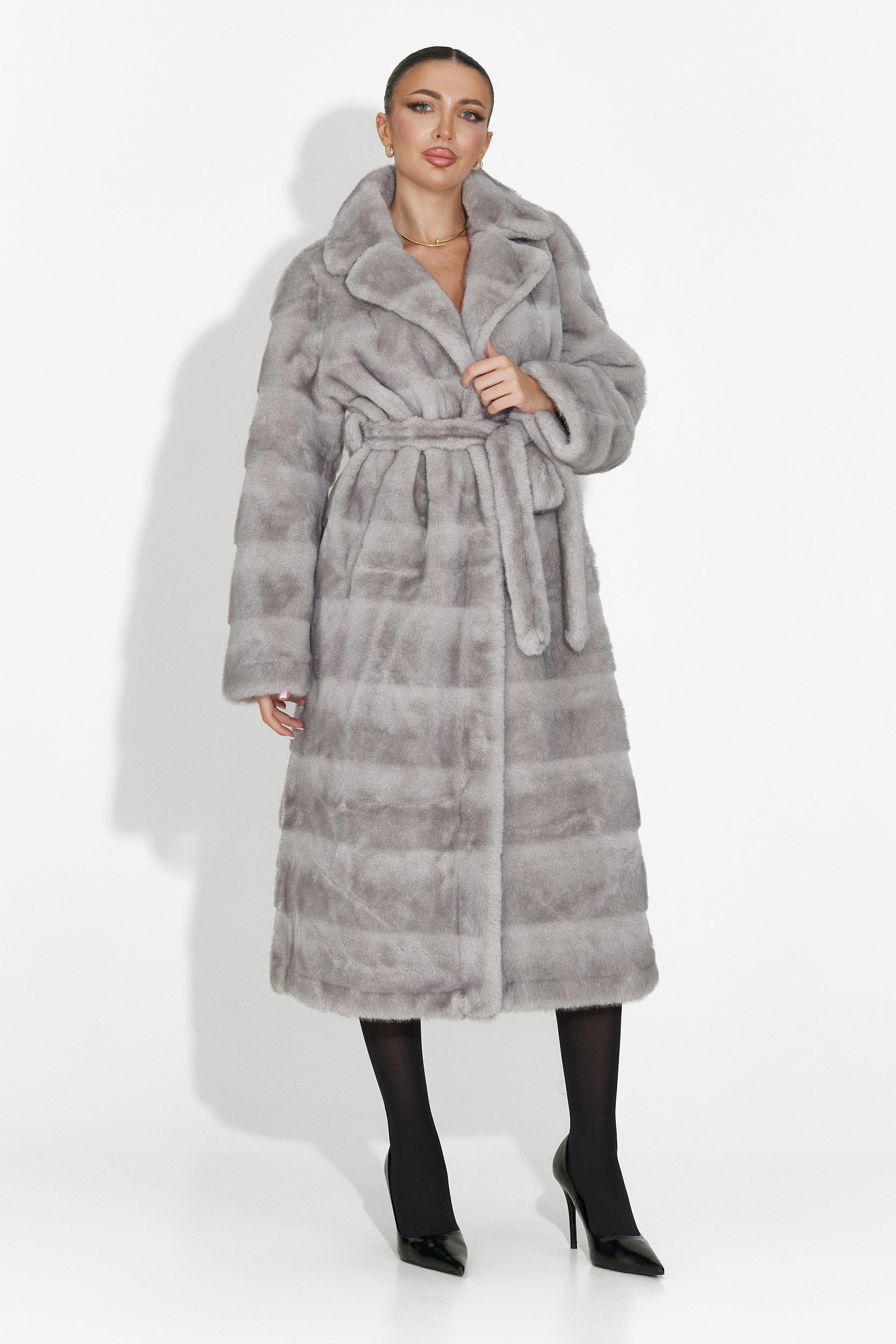 Fenoria Bogas Gray Fur Coat