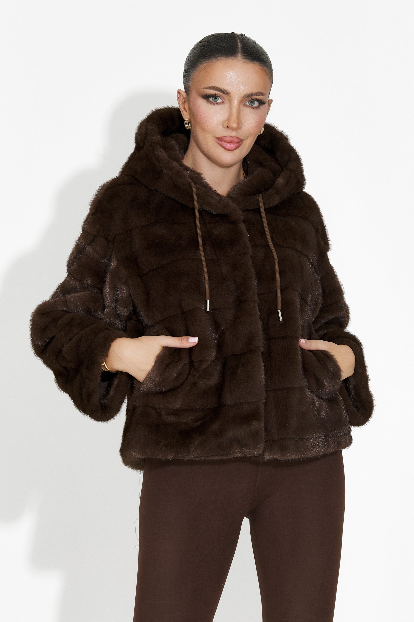 Brun pälsjacka Alasika Bogas