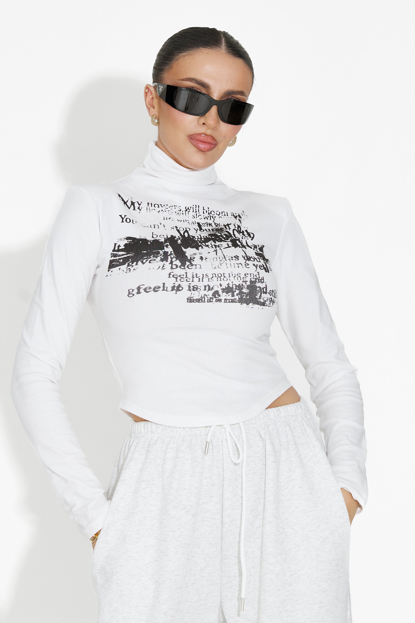 Biała casualowa golf damski Fenalya Bogas