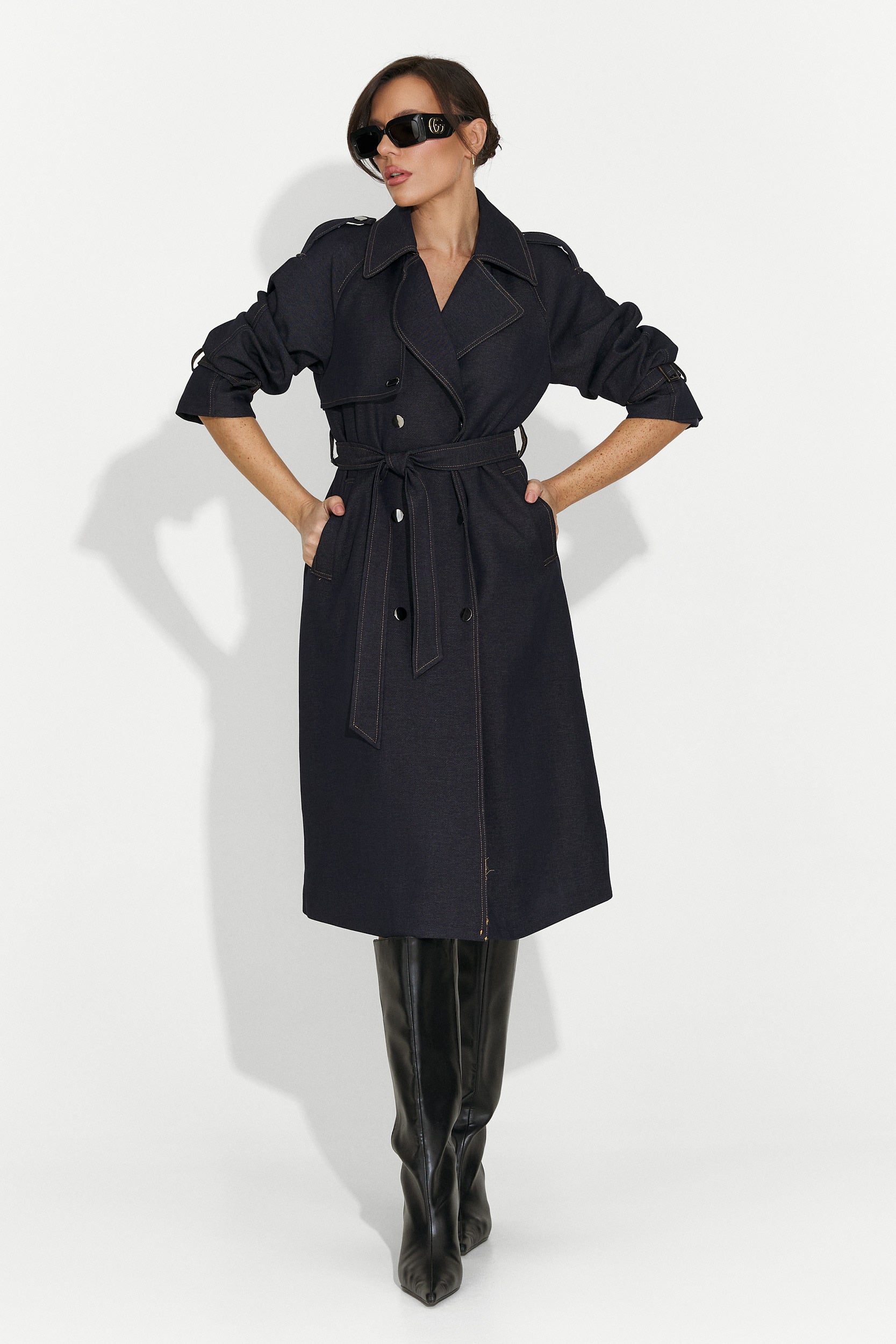 Κομψό γυναικείο παλτό μπλε σκούρο Nuvia Bogas