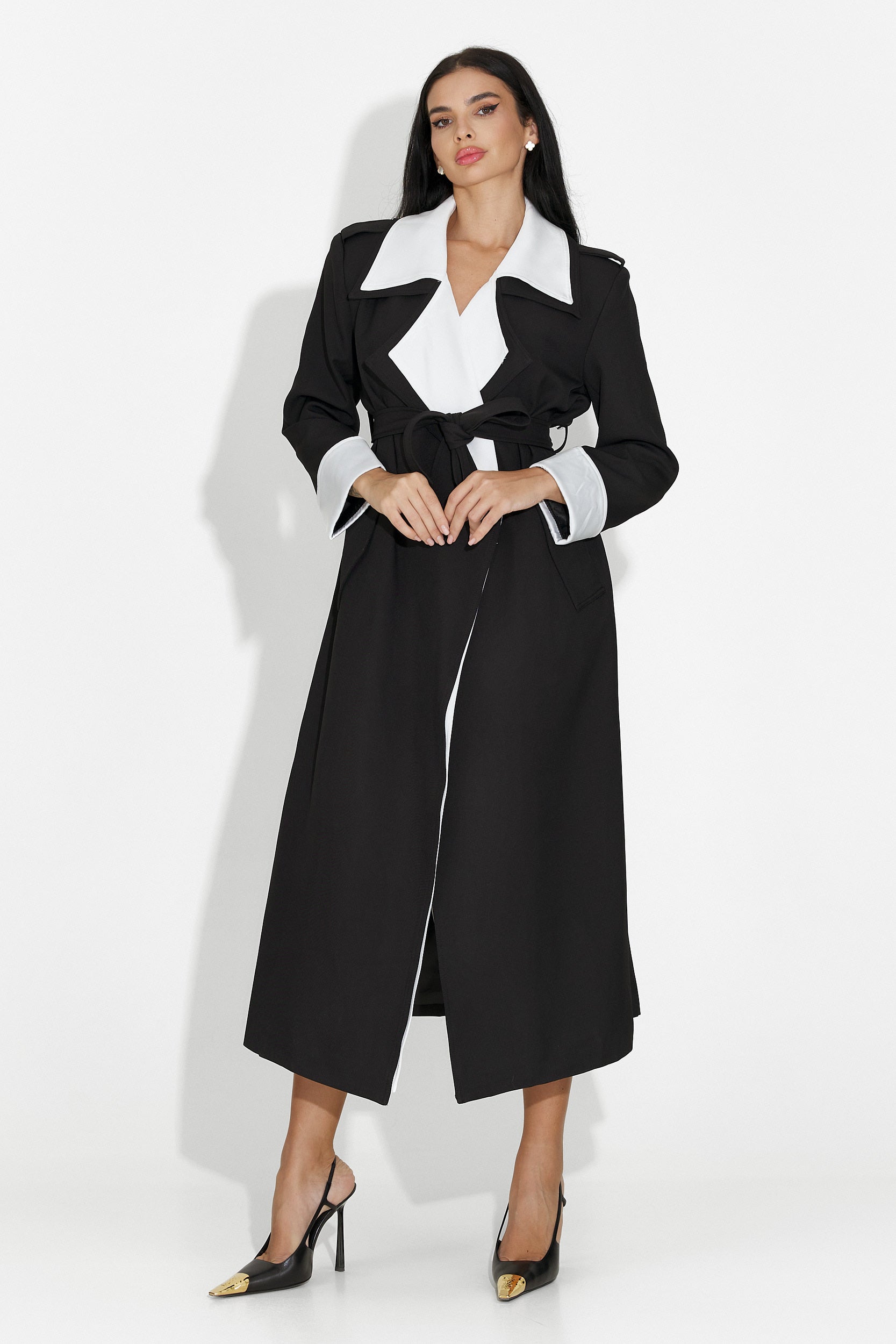 Elegant black Nalira Bogas ladies coat