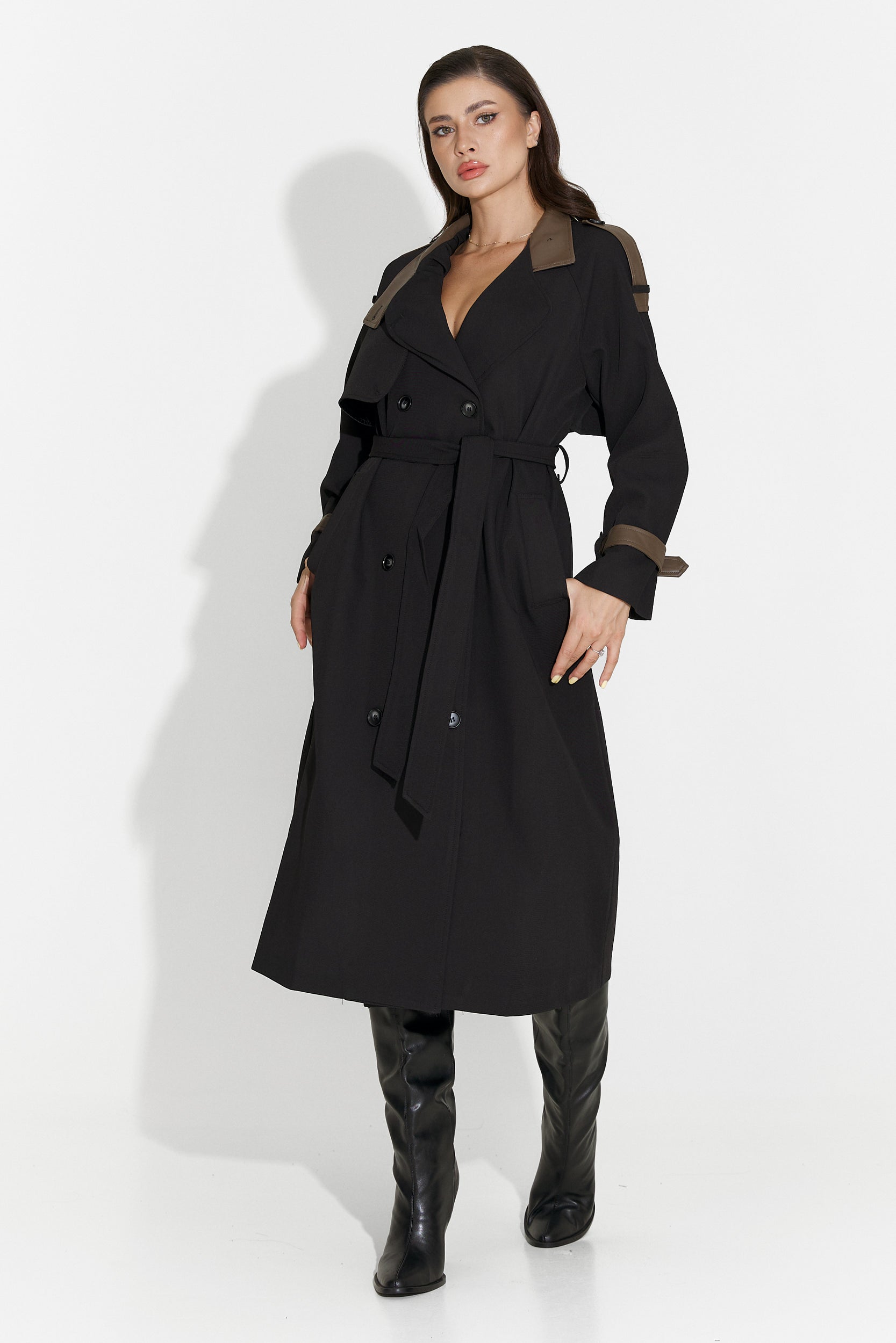 Largo abrigo negro para mujeres Daine Bogas