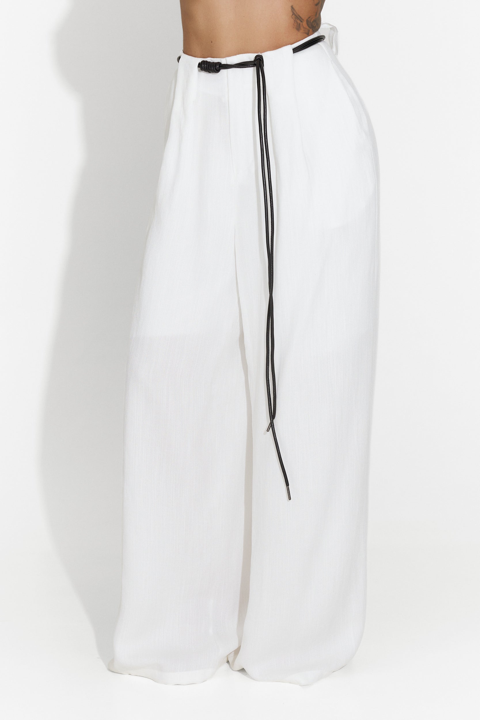 Γυναικείες casual λευκές παντελόνες Mason Bogas