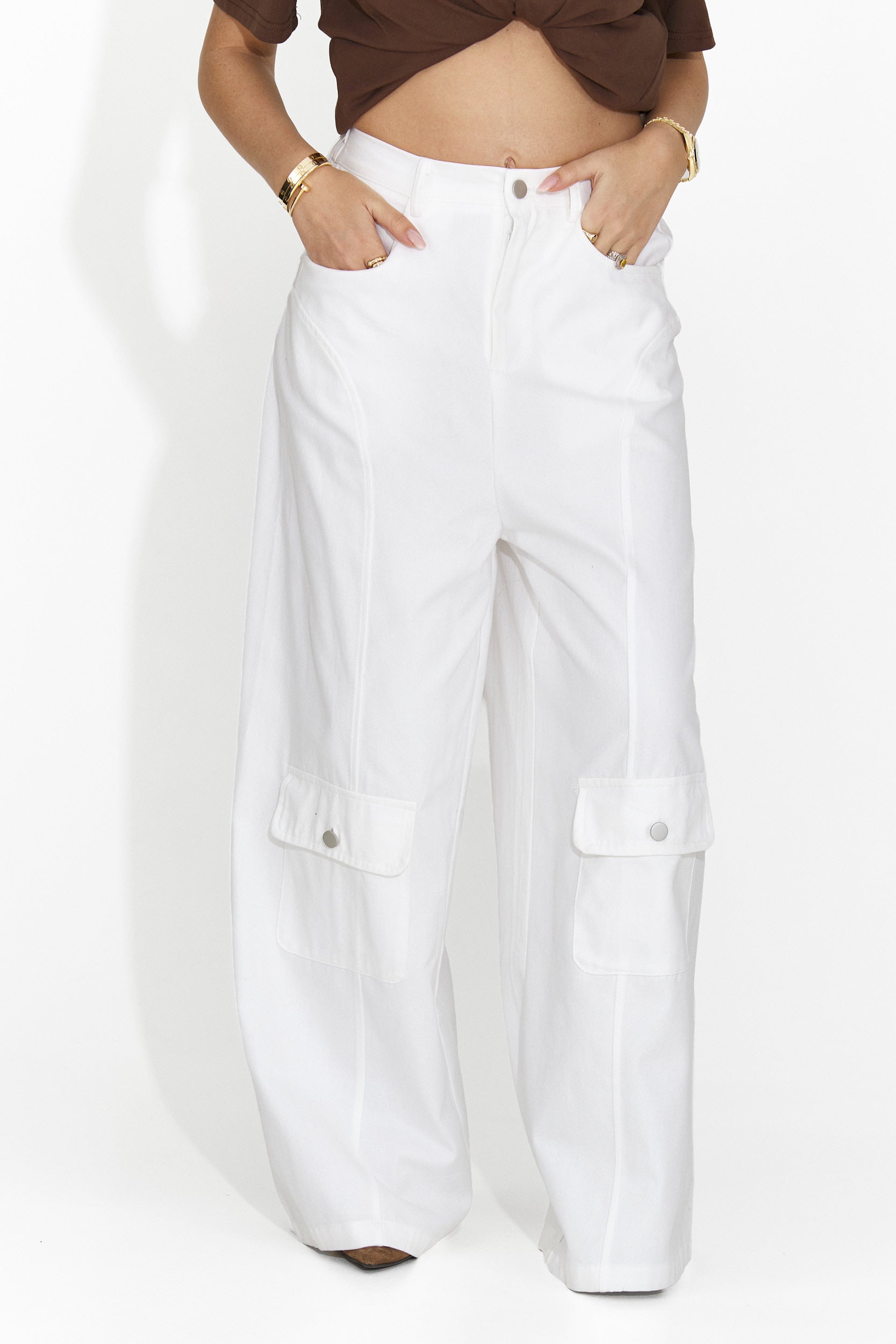 Ležérní bílé dámské kalhoty Nederia Bogas