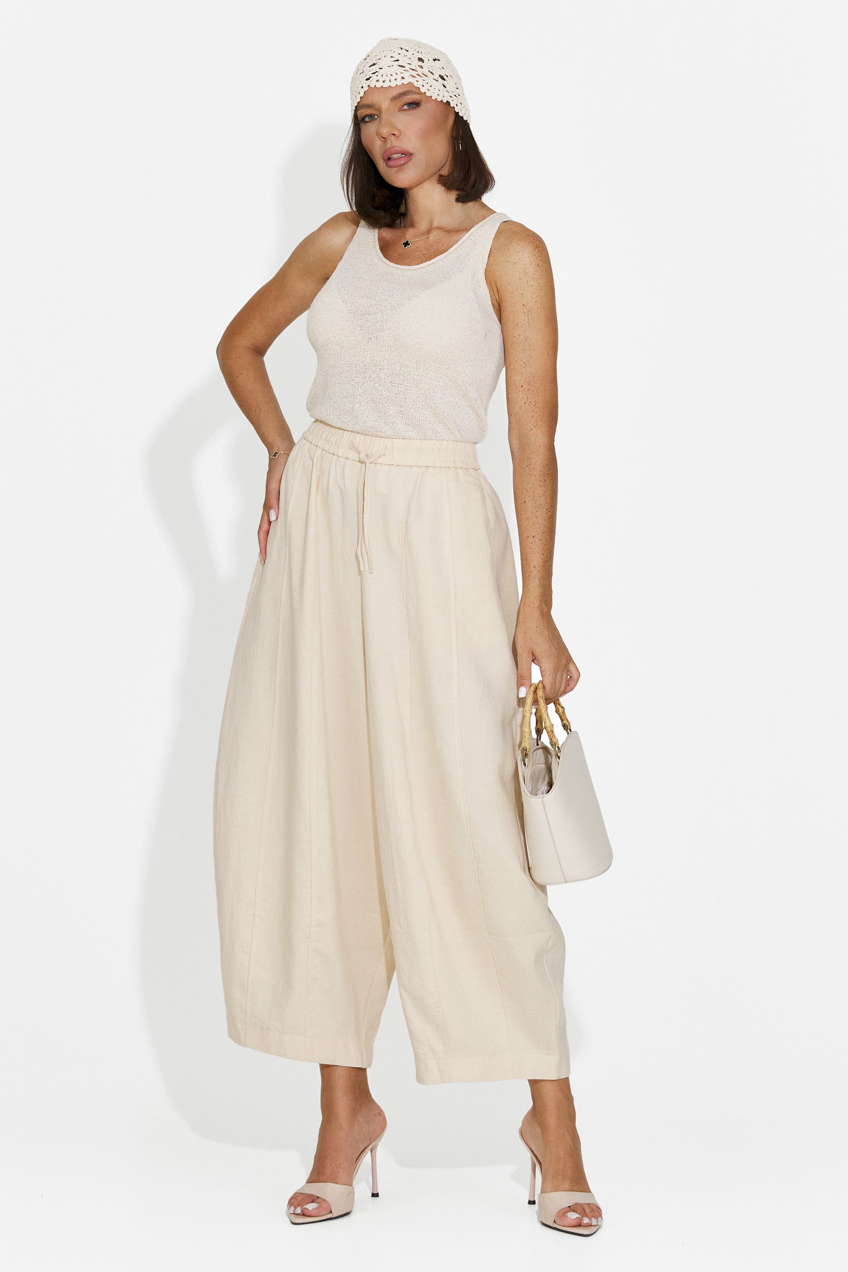 Pantalones de mujer casuales beige Eusepia Bogas
