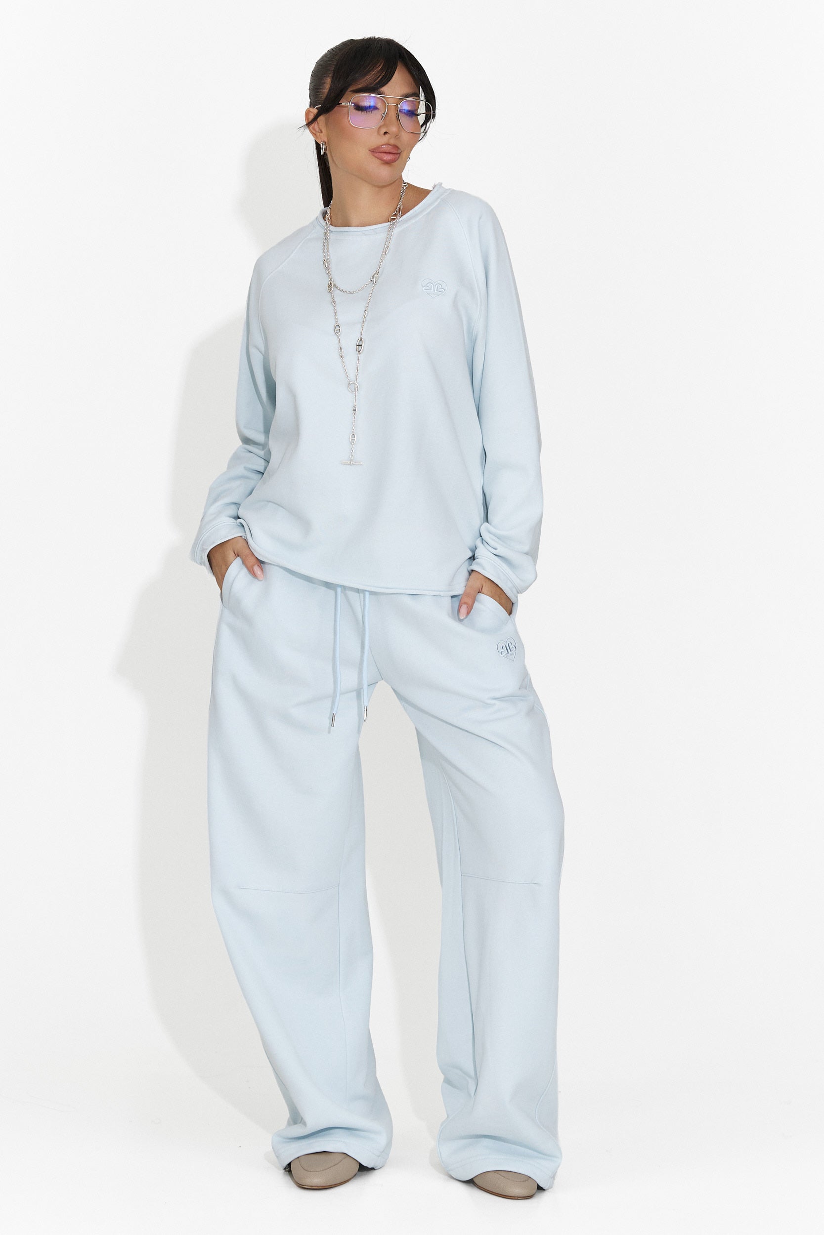 Dambyxor i avslappnad stil ljusblå Romela Bogas