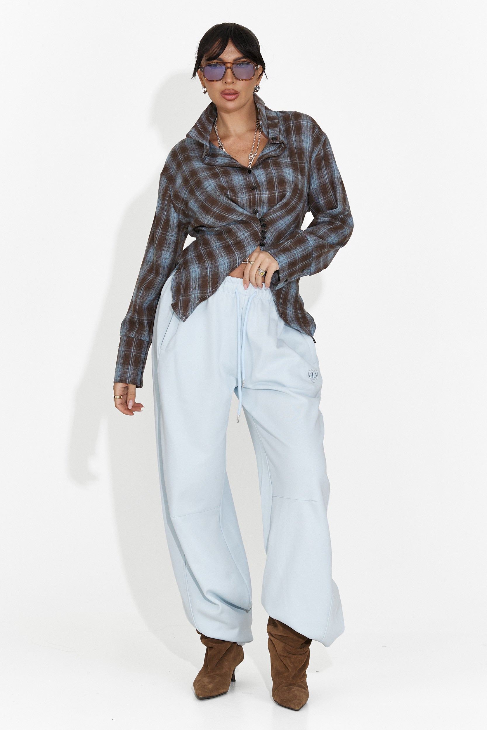 Dambyxor i avslappnad stil ljusblå Romela Bogas