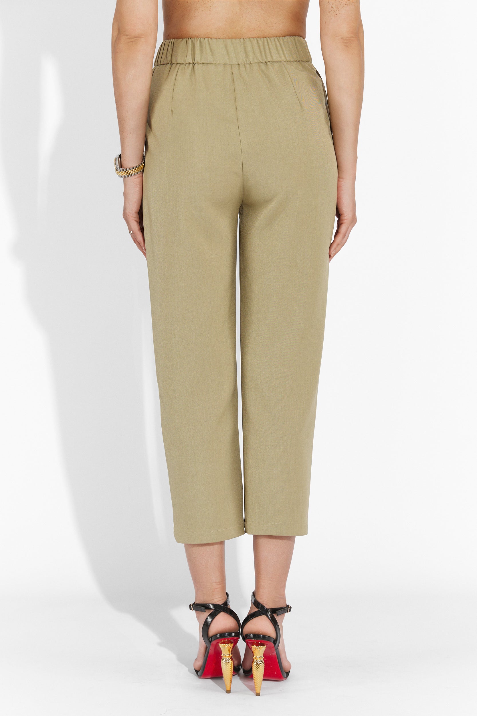 Pantalones casuales kaki para mujer Alvaro Bogas